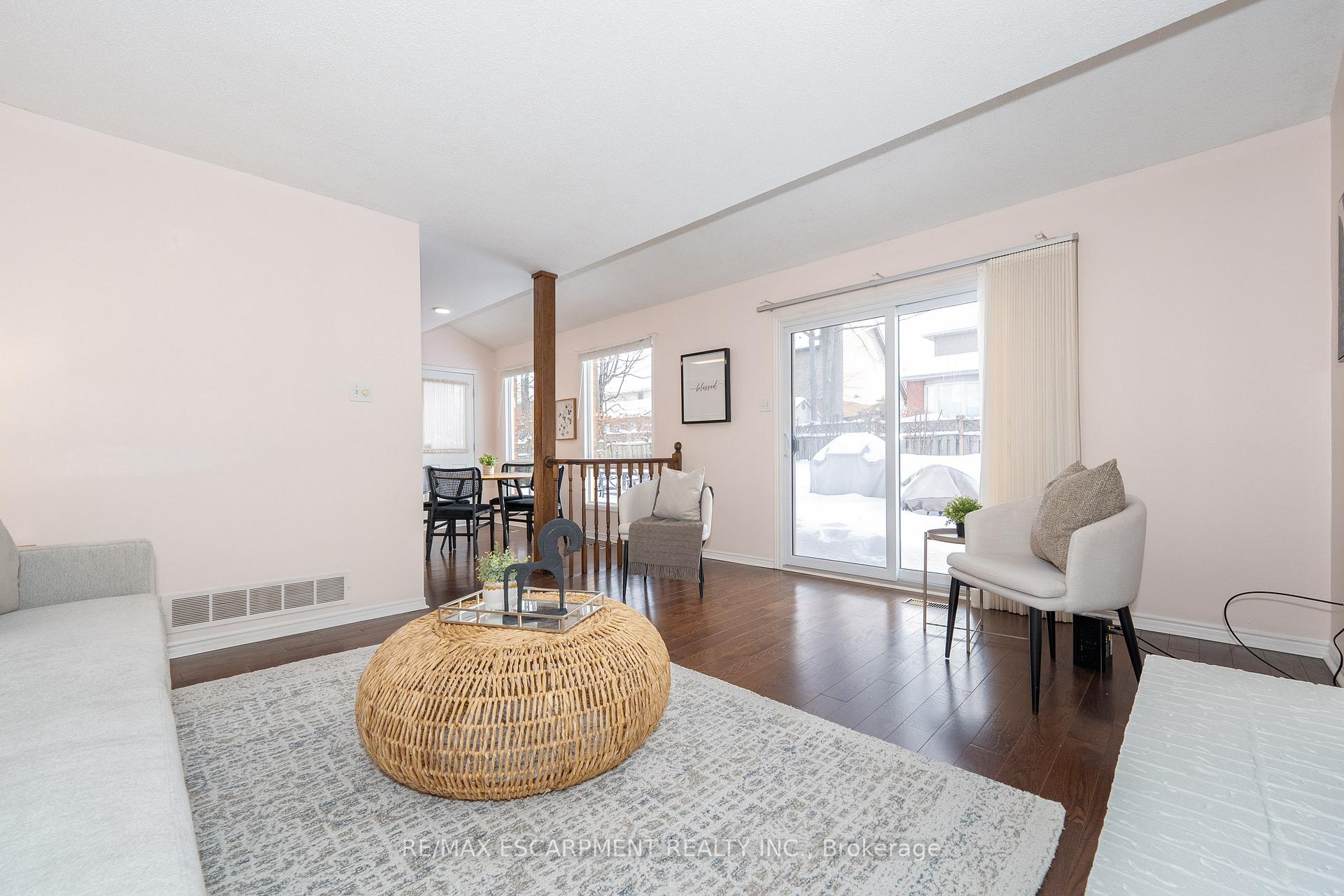 Photo 21 of 2068 Headon Road, Burlington, Headon — HOMEH