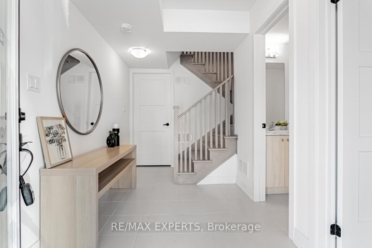 Photo 3 of 26 Silo Mews, Barrie, Rural Barrie Southeast — HOMEH