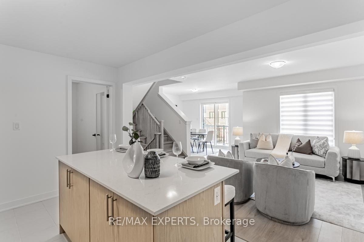 Photo 16 of 26 Silo Mews, Barrie, Rural Barrie Southeast — HOMEH