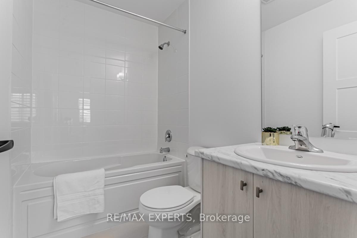 Photo 32 of 26 Silo Mews, Barrie, Rural Barrie Southeast — HOMEH