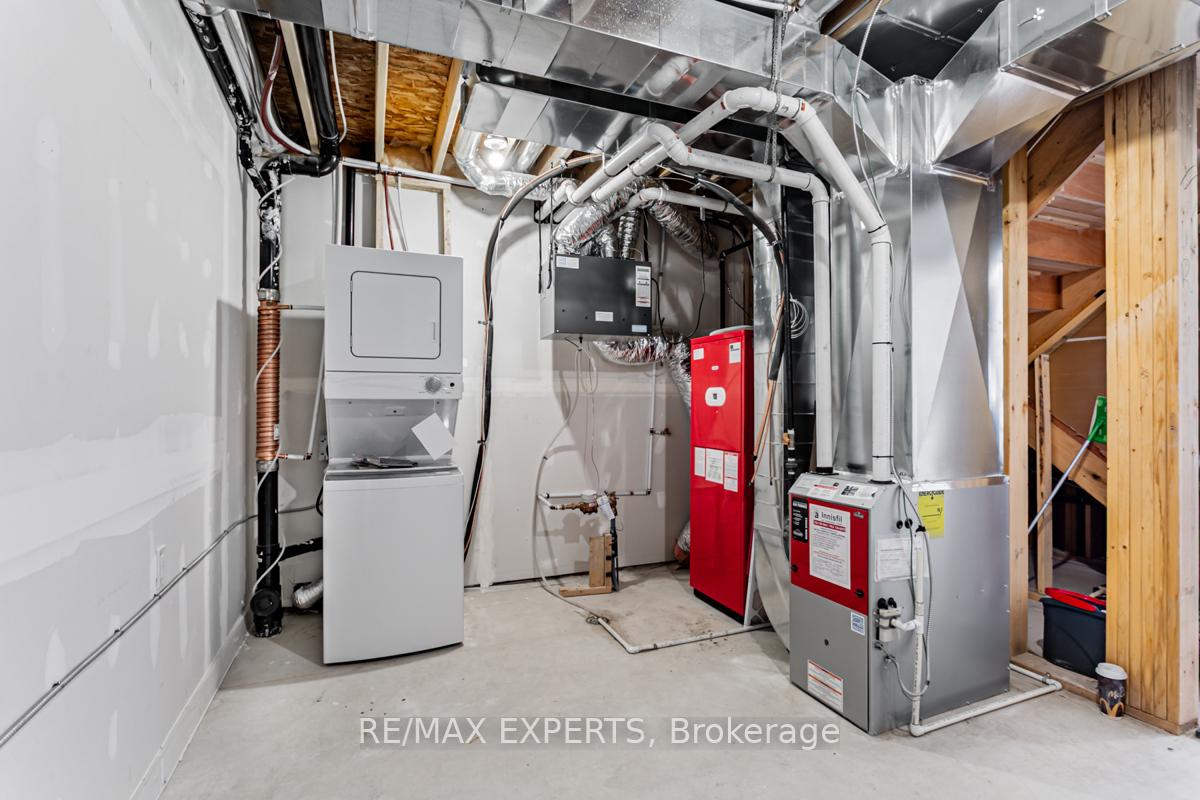 Photo 33 of 26 Silo Mews, Barrie, Rural Barrie Southeast — HOMEH
