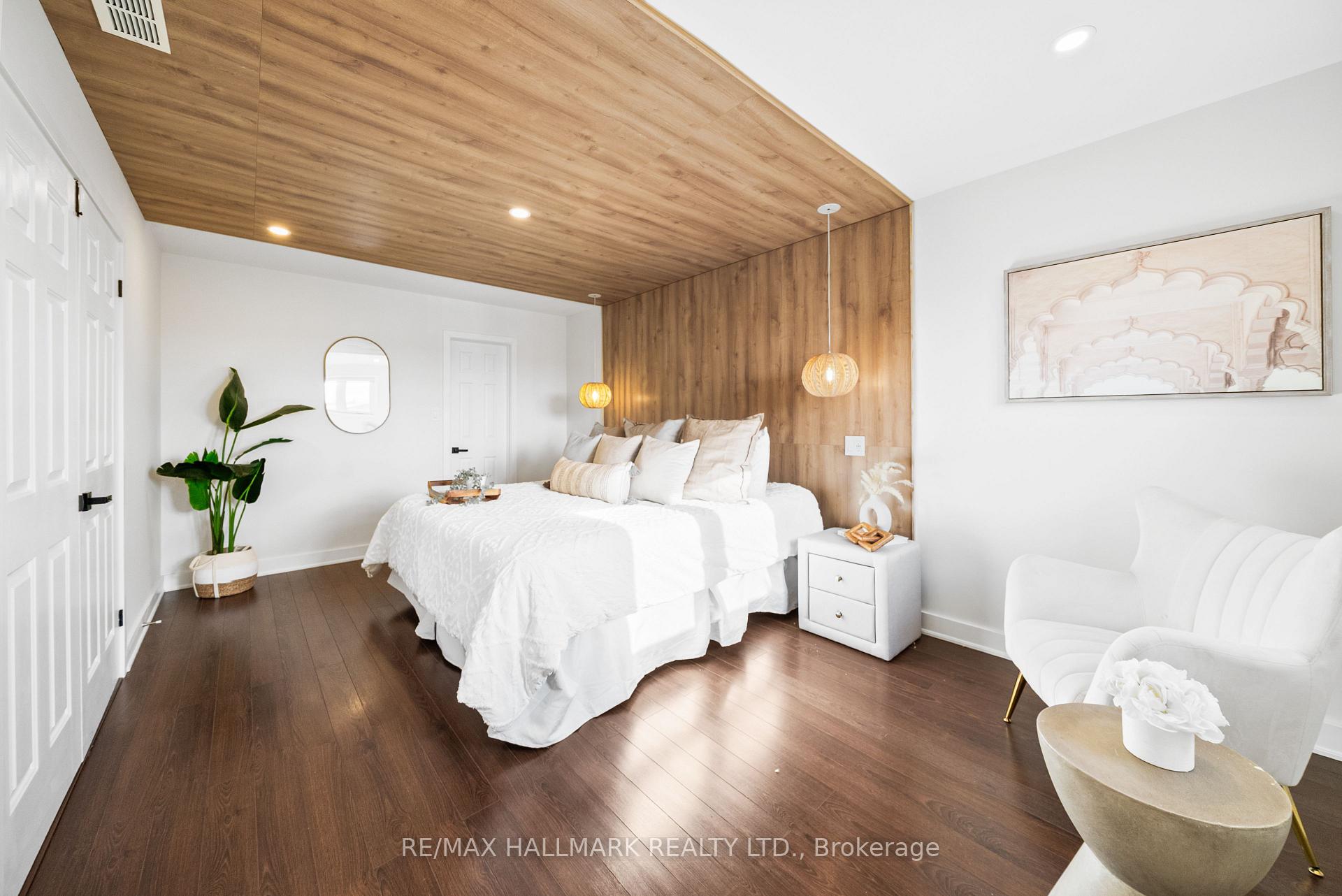 Photo 20 of 92 Marlott Road, Vaughan, Maple — HOMEH