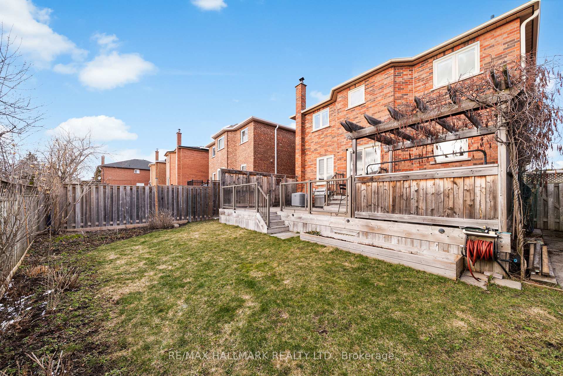 Photo 45 of 92 Marlott Road, Vaughan, Maple — HOMEH