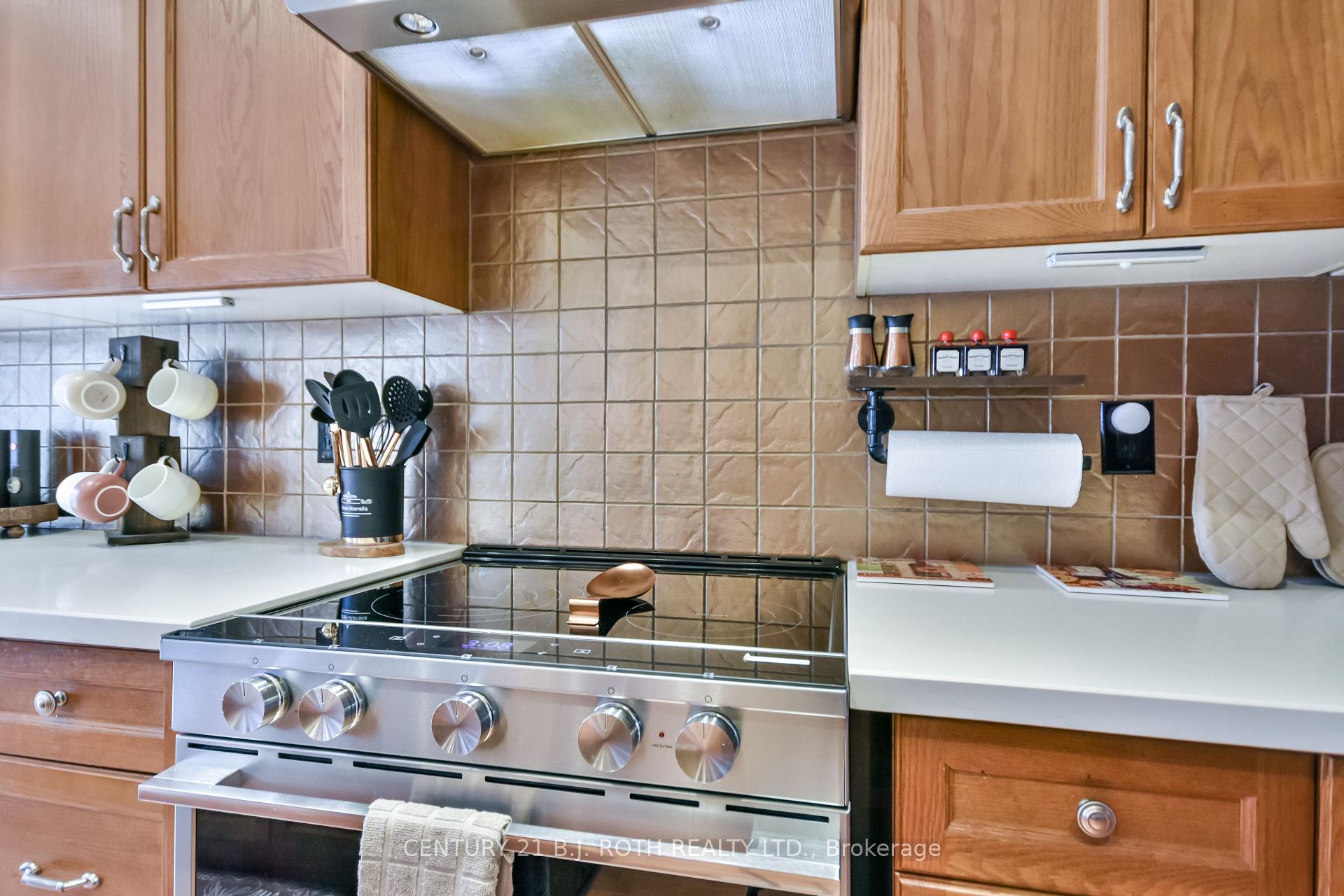 Photo 11 of 8 Bailey Court, Barrie, Allandale — HOMEH
