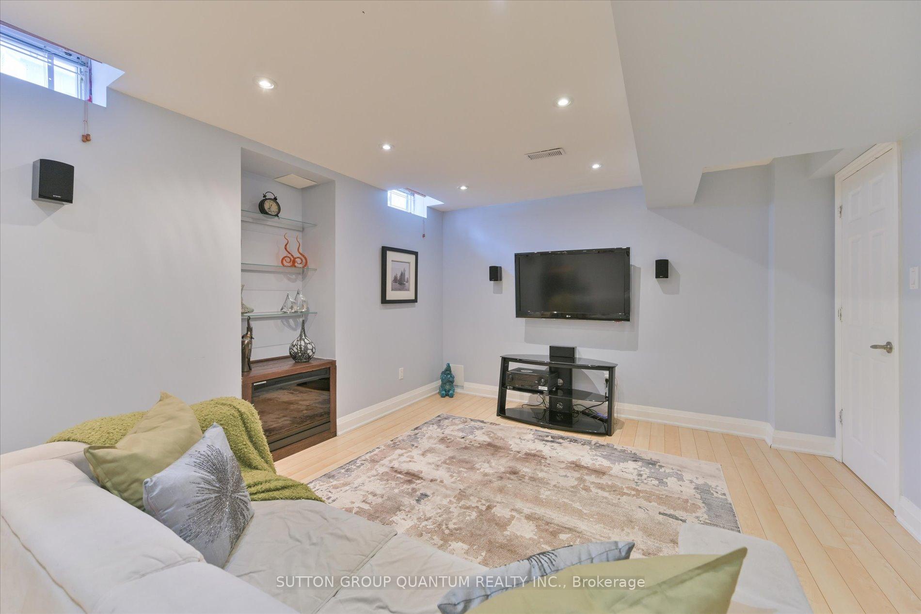 Photo 19 of 115 Fox Hound Crescent, Vaughan, Vellore Village — HOMEH