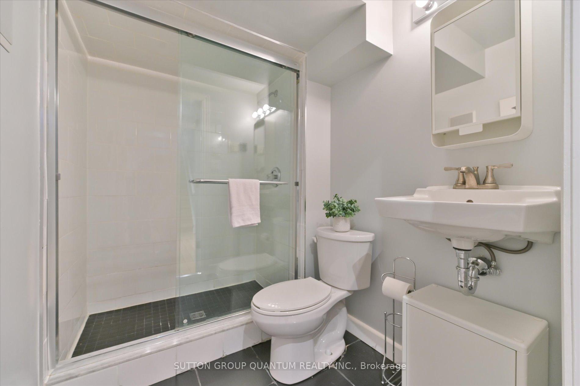 Photo 23 of 115 Fox Hound Crescent, Vaughan, Vellore Village — HOMEH