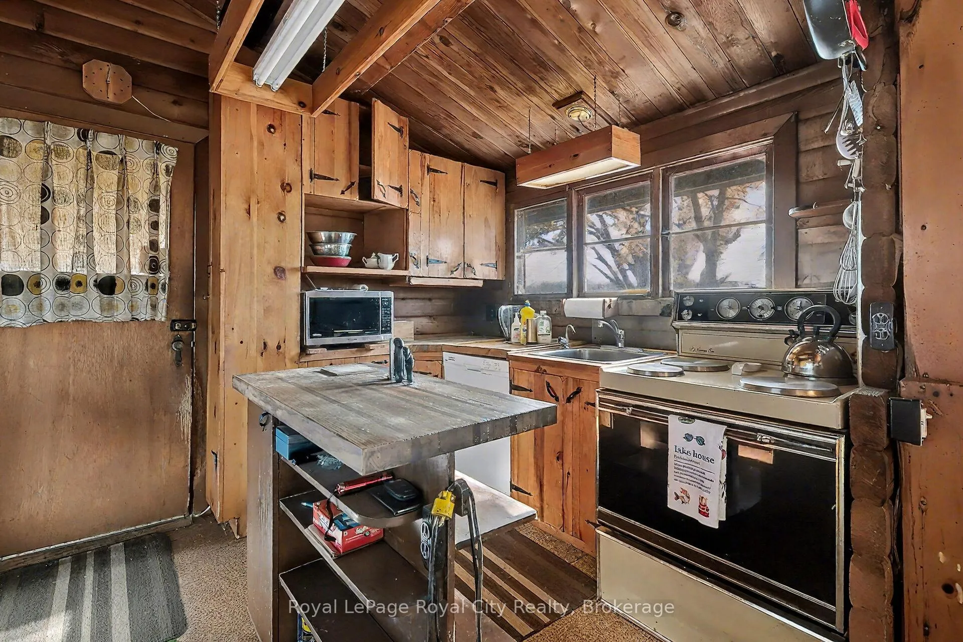 Photo 28 of 6361 16th Line, Minto — HOMEH