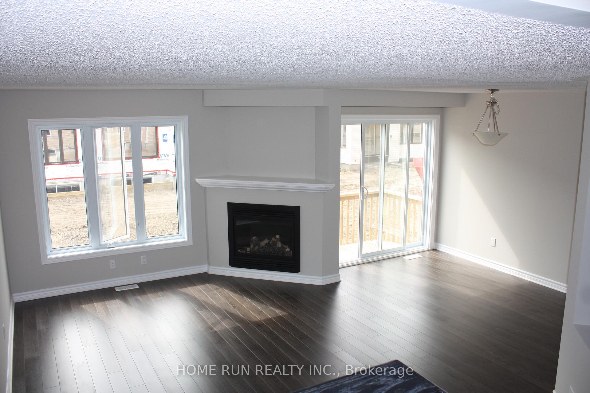 Photo 6 of 230 Mancini Way, Ottawa, Barrhaven - Strandherd — HOMEH