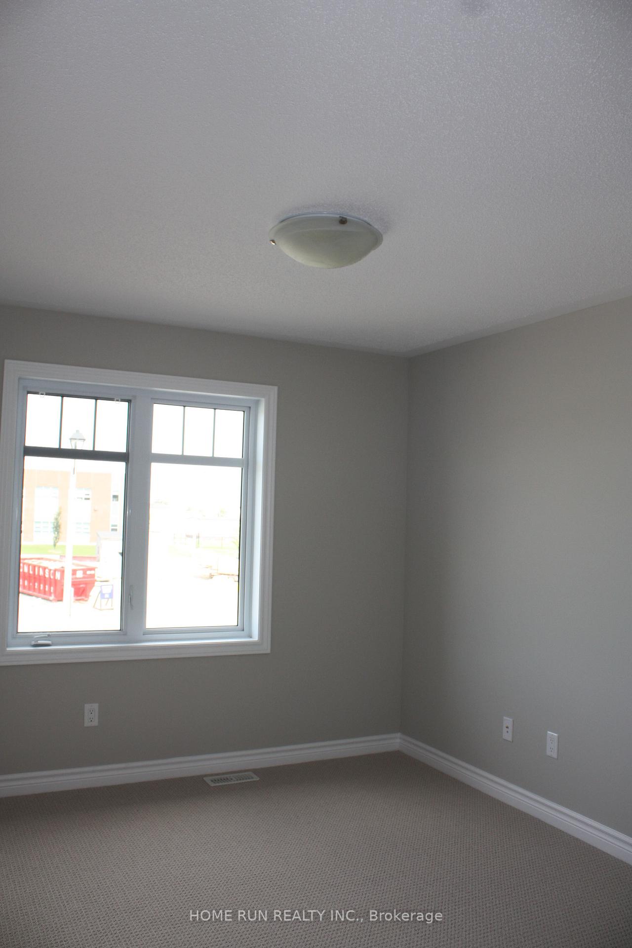 Photo 12 of 230 Mancini Way, Ottawa, Barrhaven - Strandherd — HOMEH