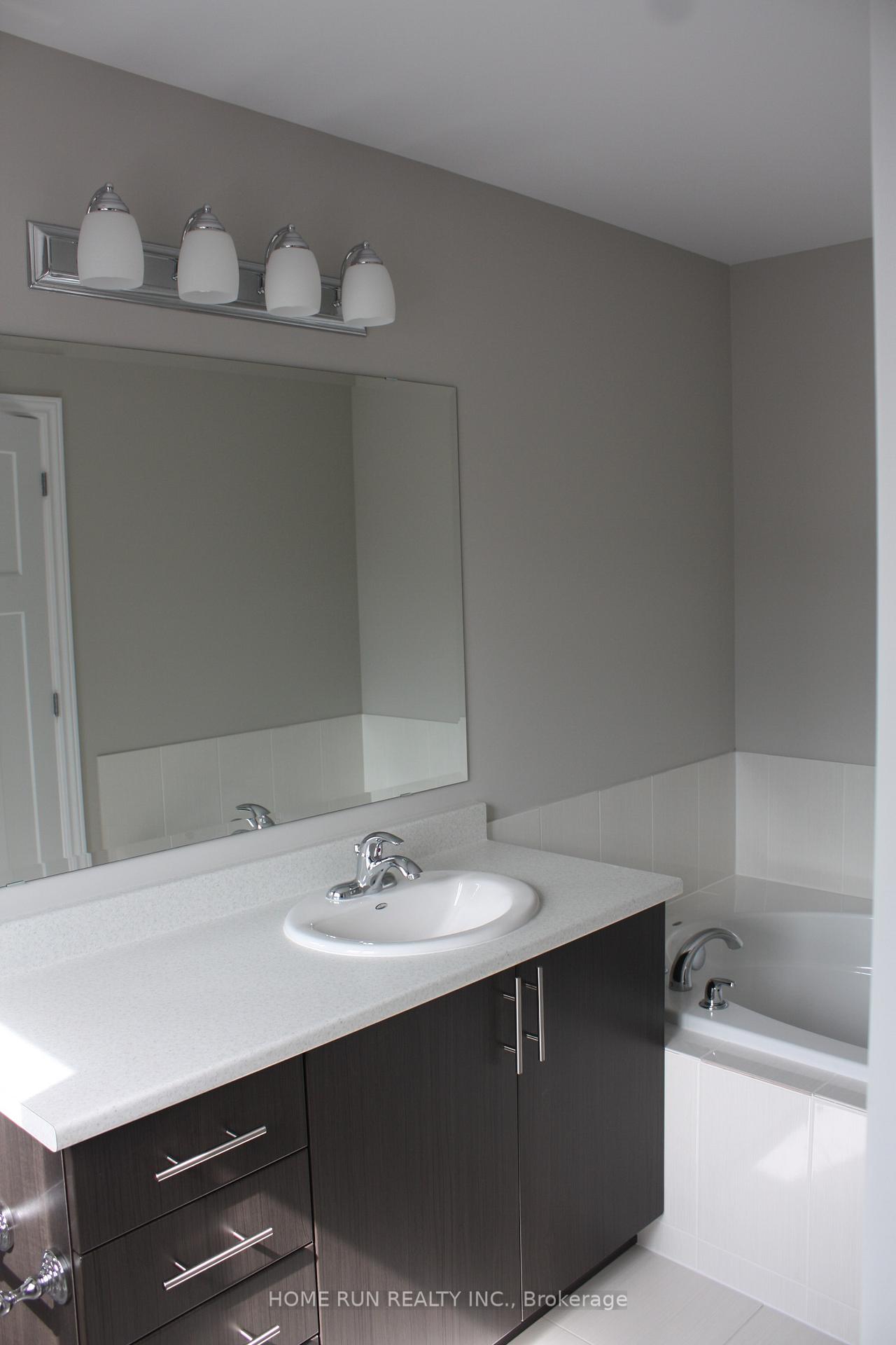 Photo 7 of 230 Mancini Way, Ottawa, Barrhaven - Strandherd — HOMEH