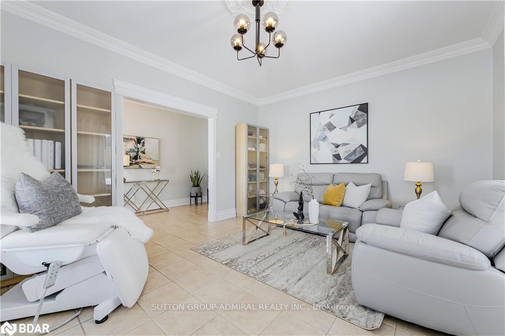Photo 4 of 88 Edwards Drive, Barrie, Bayshore — HOMEH