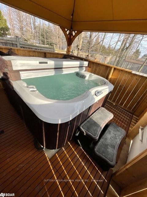 Photo 11 of 88 Edwards Drive, Barrie, Bayshore — HOMEH