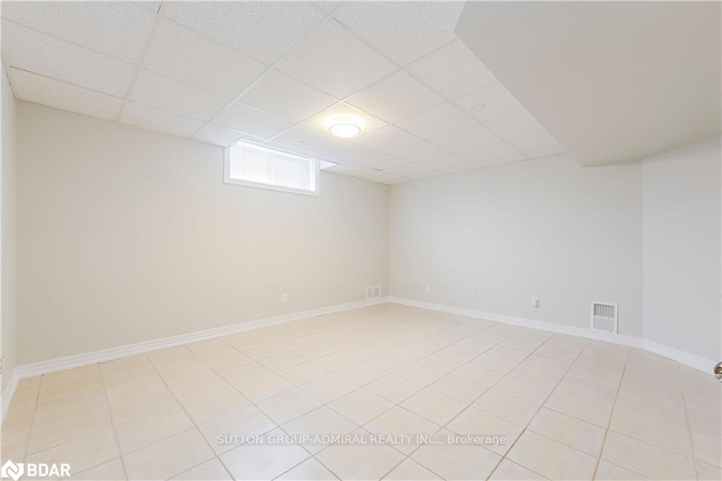 Photo 21 of 88 Edwards Drive, Barrie, Bayshore — HOMEH