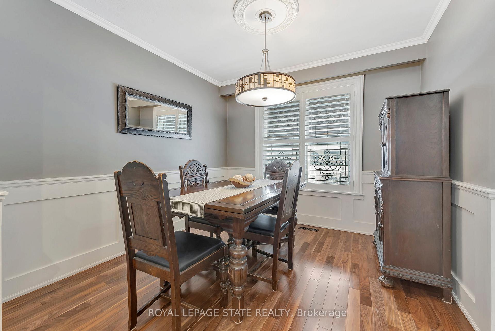 Photo 12 of 1457 Dewbourne Crescent, Burlington, Palmer — HOMEH