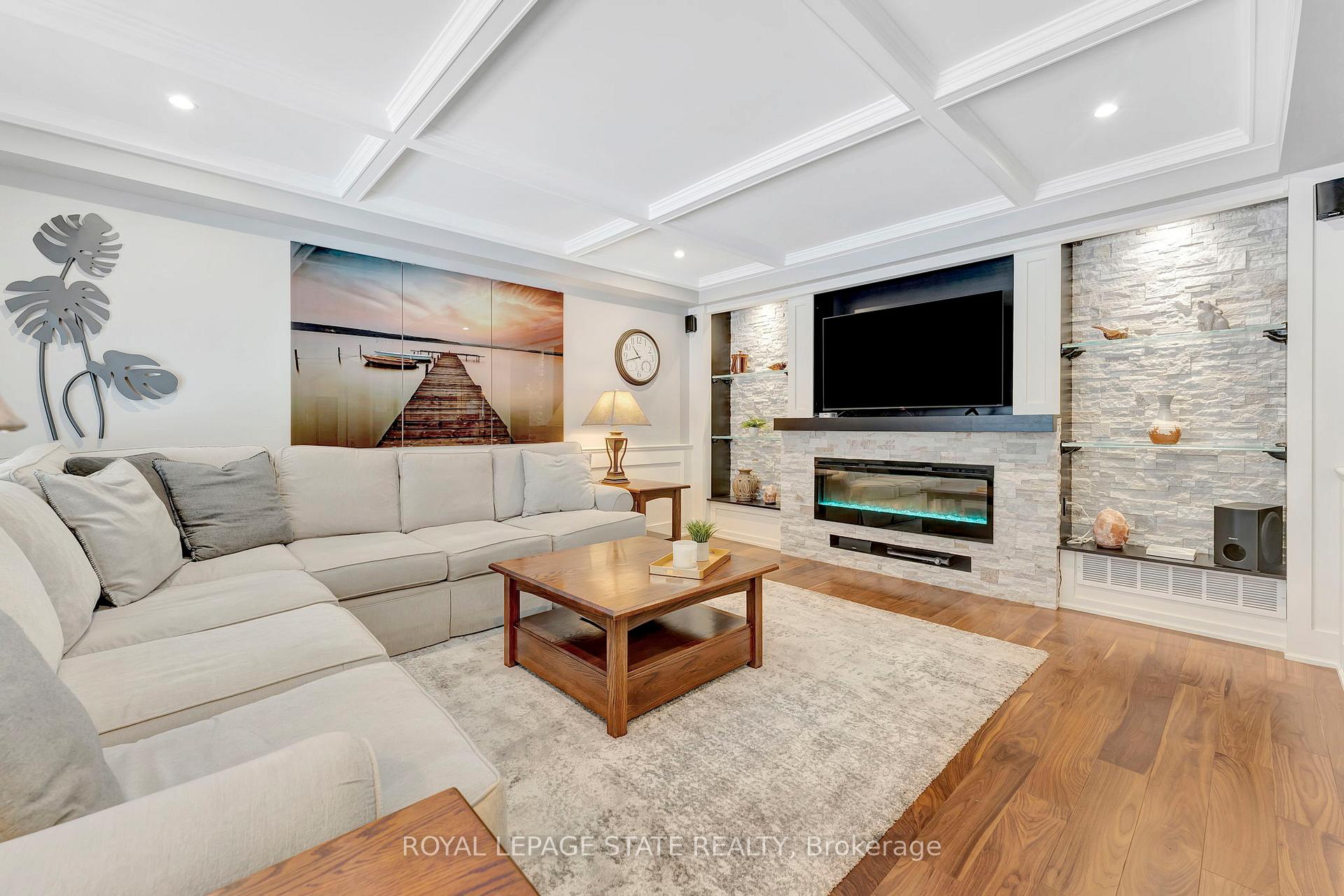 Photo 14 of 1457 Dewbourne Crescent, Burlington, Palmer — HOMEH