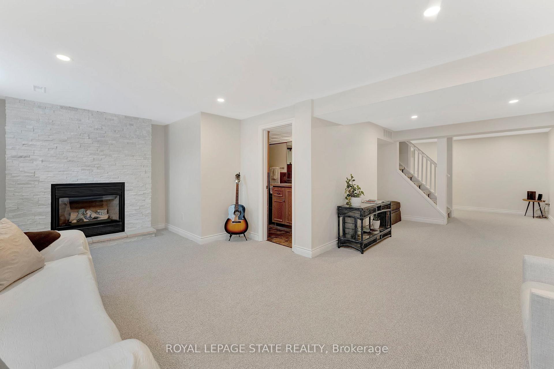 Photo 30 of 1457 Dewbourne Crescent, Burlington, Palmer — HOMEH