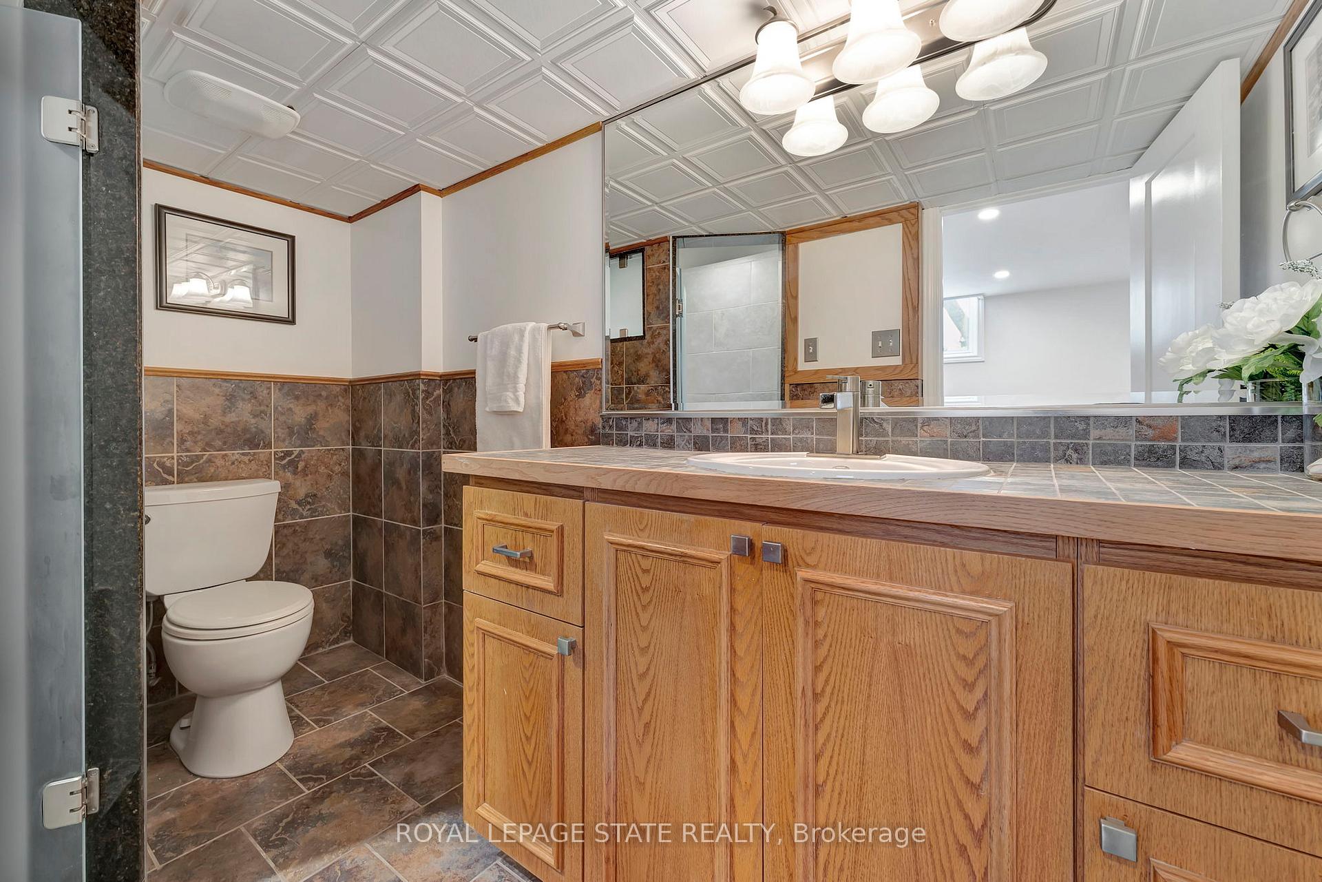 Photo 32 of 1457 Dewbourne Crescent, Burlington, Palmer — HOMEH