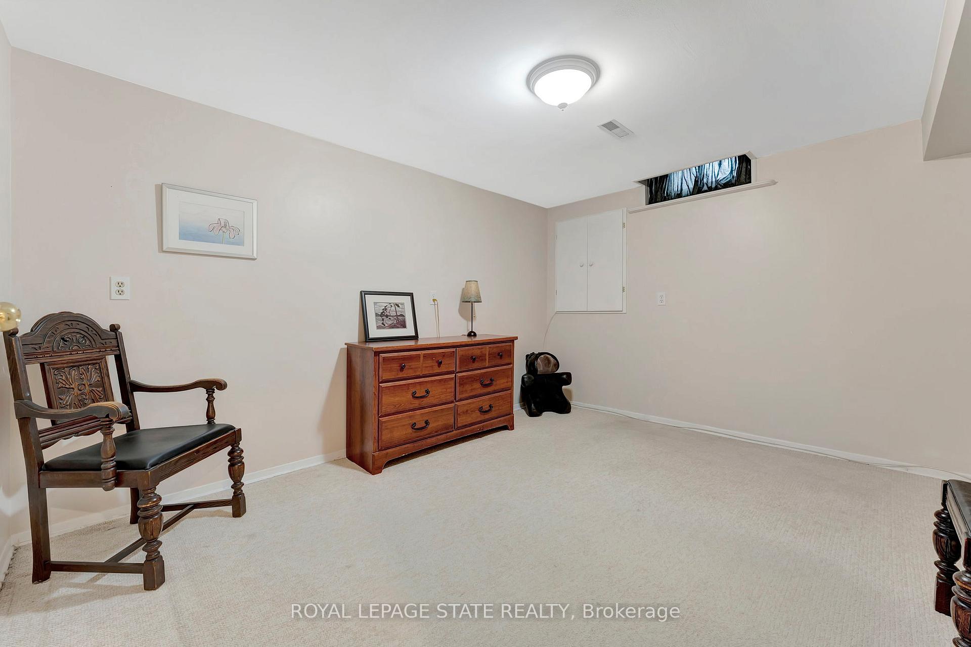 Photo 34 of 1457 Dewbourne Crescent, Burlington, Palmer — HOMEH
