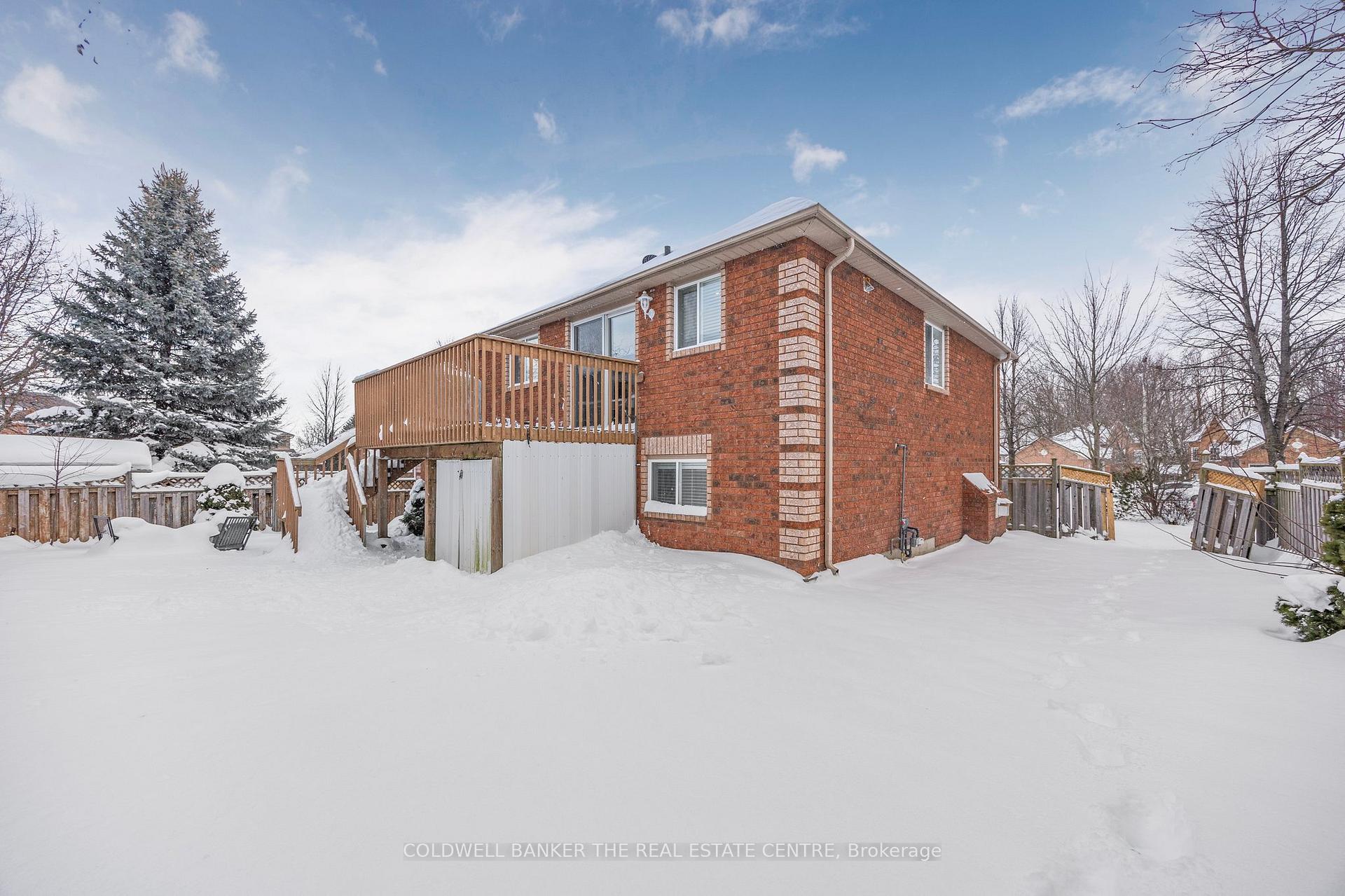 Photo 31 of 64 Golden Eagle Way, Barrie, Little Lake — HOMEH