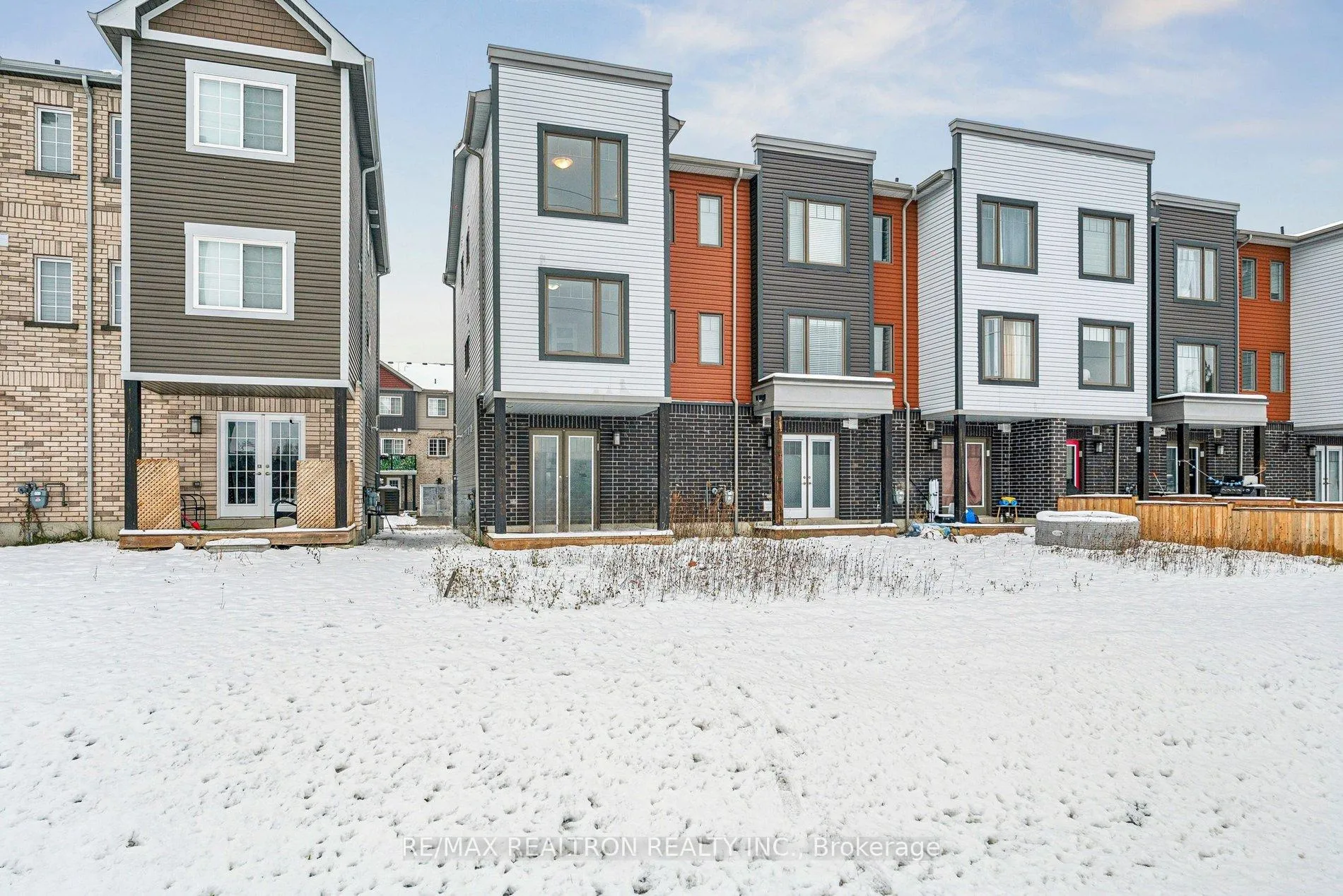 Photo 35 of 23 Andean Lane, Barrie, Rural Barrie Southwest — HOMEH