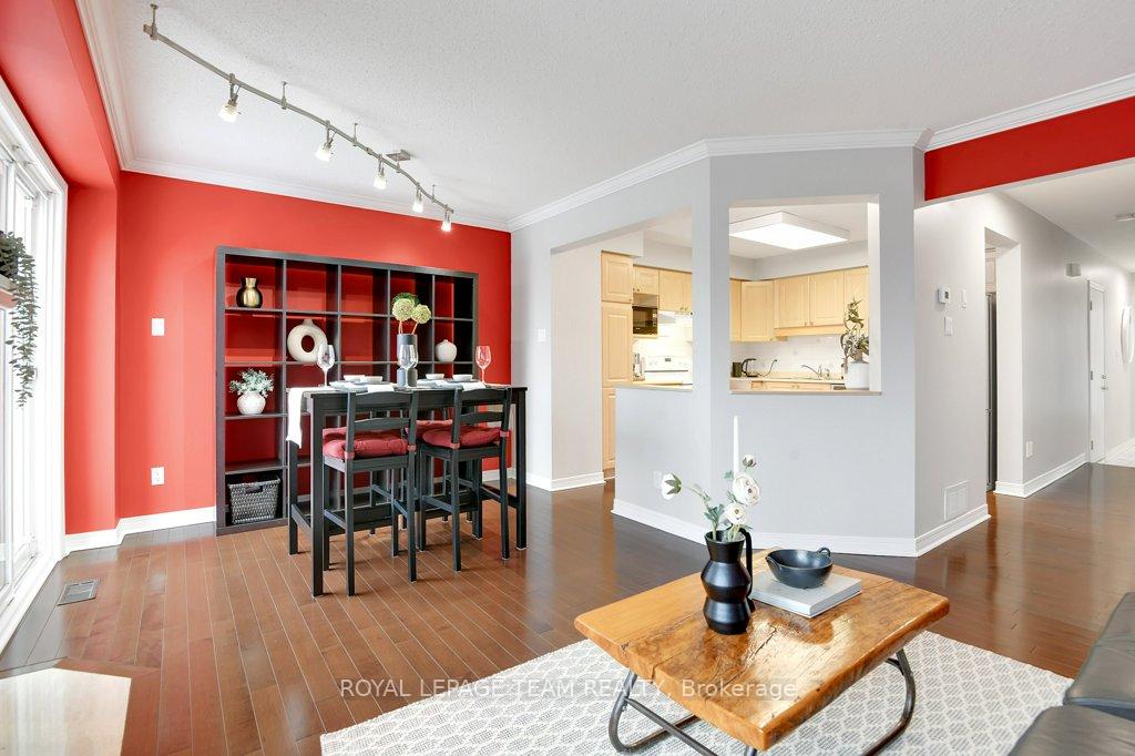 Photo 10 of 47 Grenadier Way, Ottawa, Barrhaven - Longfields — HOMEH