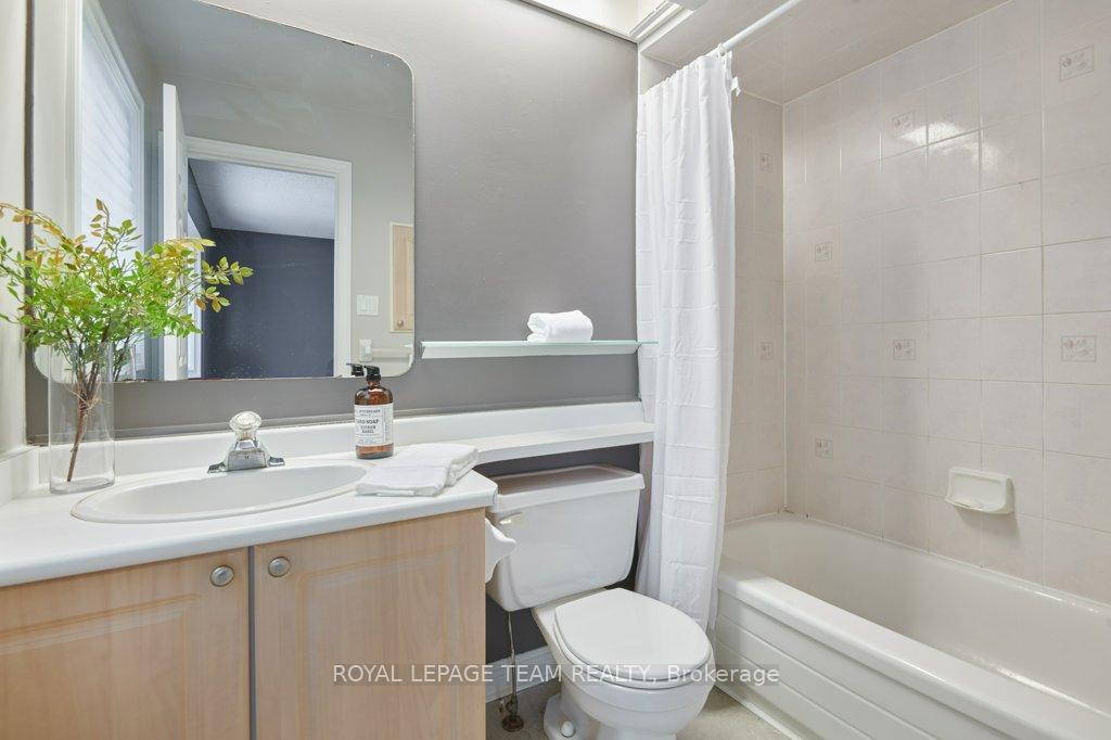 Photo 20 of 47 Grenadier Way, Ottawa, Barrhaven - Longfields — HOMEH