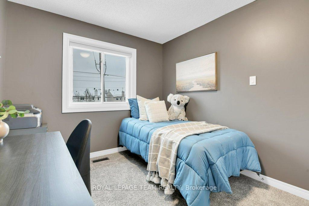 Photo 22 of 47 Grenadier Way, Ottawa, Barrhaven - Longfields — HOMEH