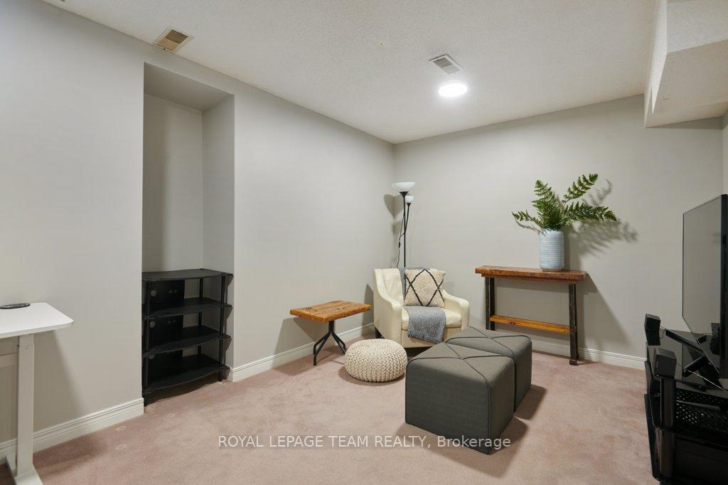 Photo 29 of 47 Grenadier Way, Ottawa, Barrhaven - Longfields — HOMEH