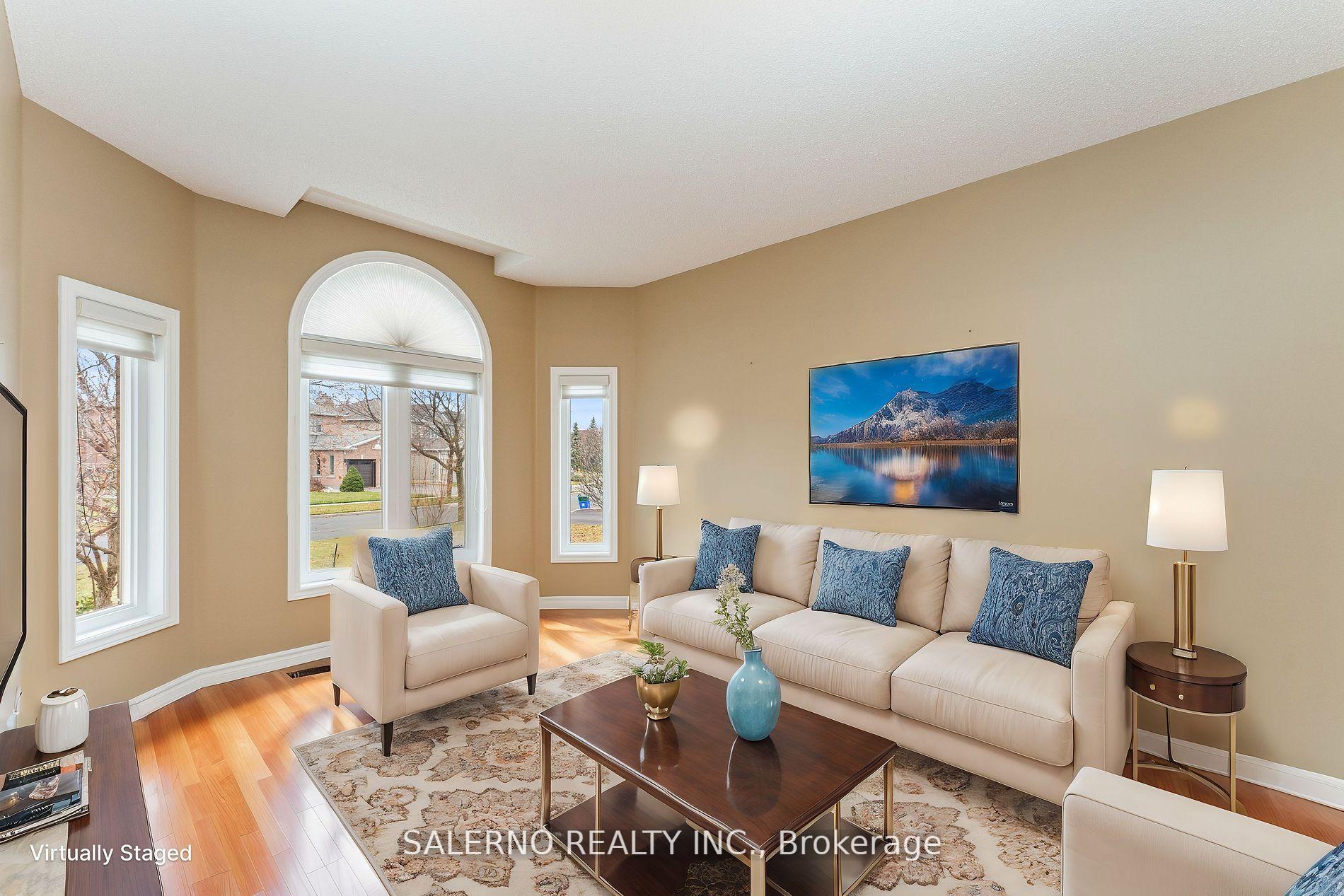 Photo 8 of 25 Lockheed Avenue, Vaughan, Maple — HOMEH