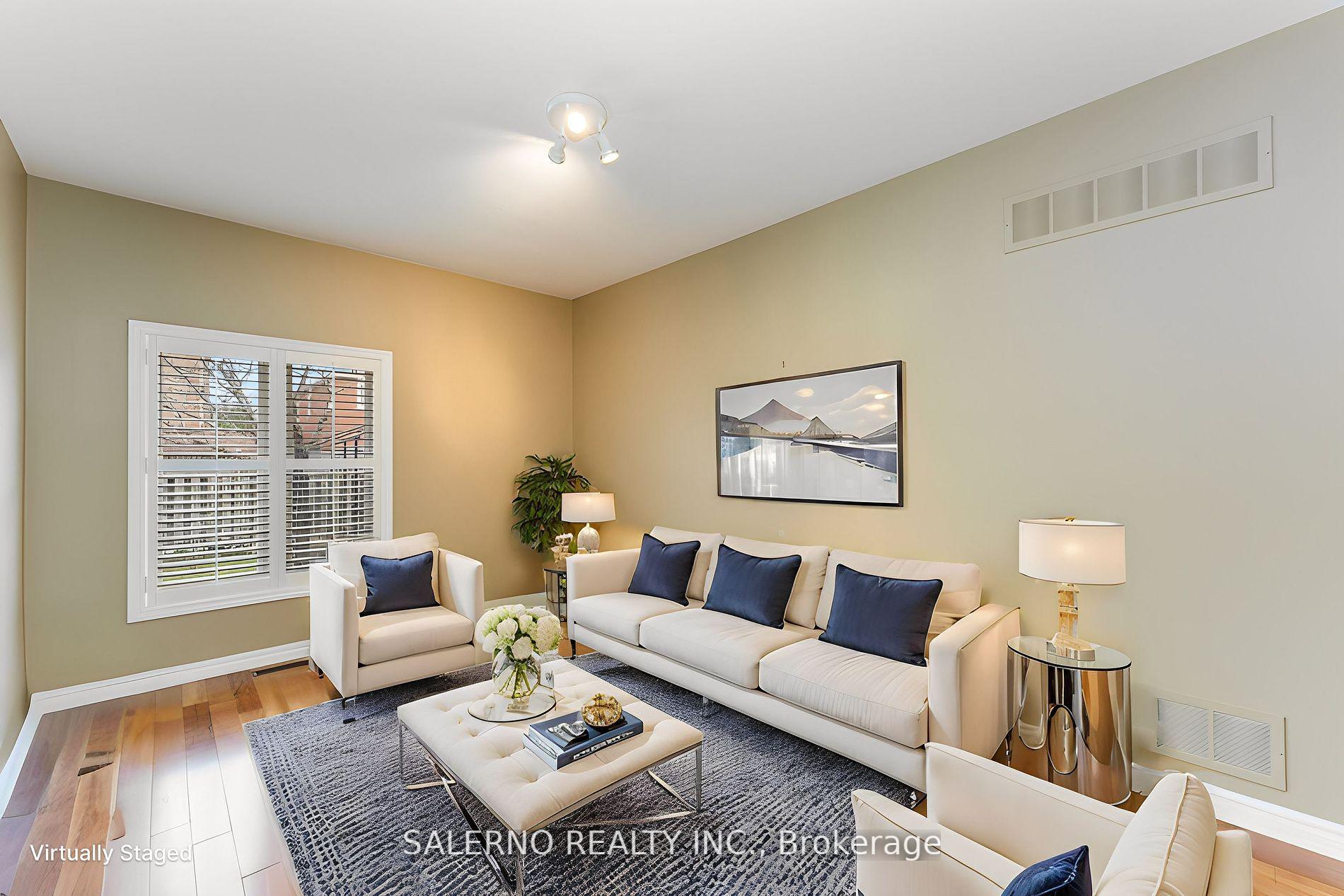 Photo 17 of 25 Lockheed Avenue, Vaughan, Maple — HOMEH