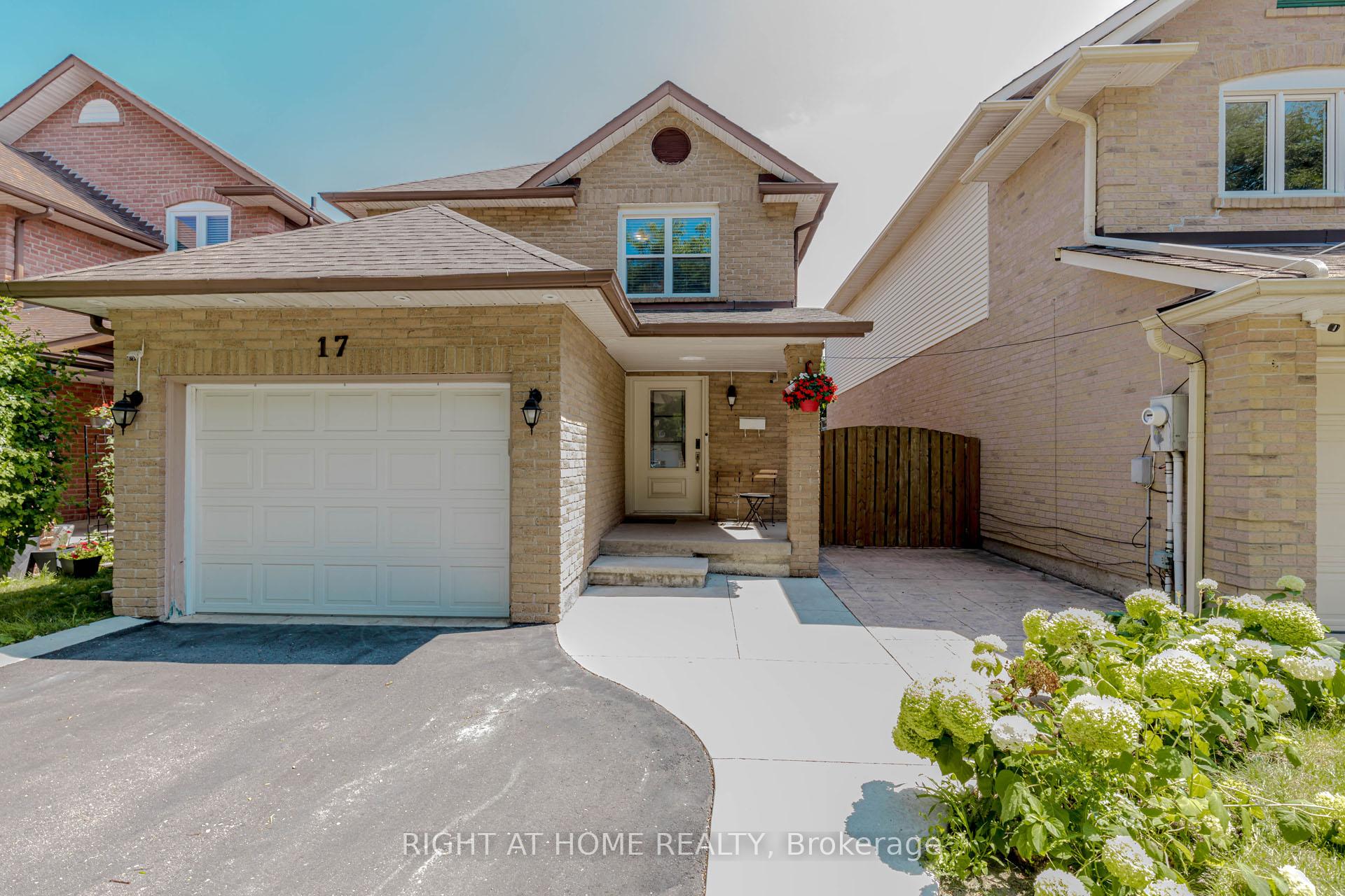 Photo 5 of 17 Garden Avenue, Brampton, Brampton West — HOMEH