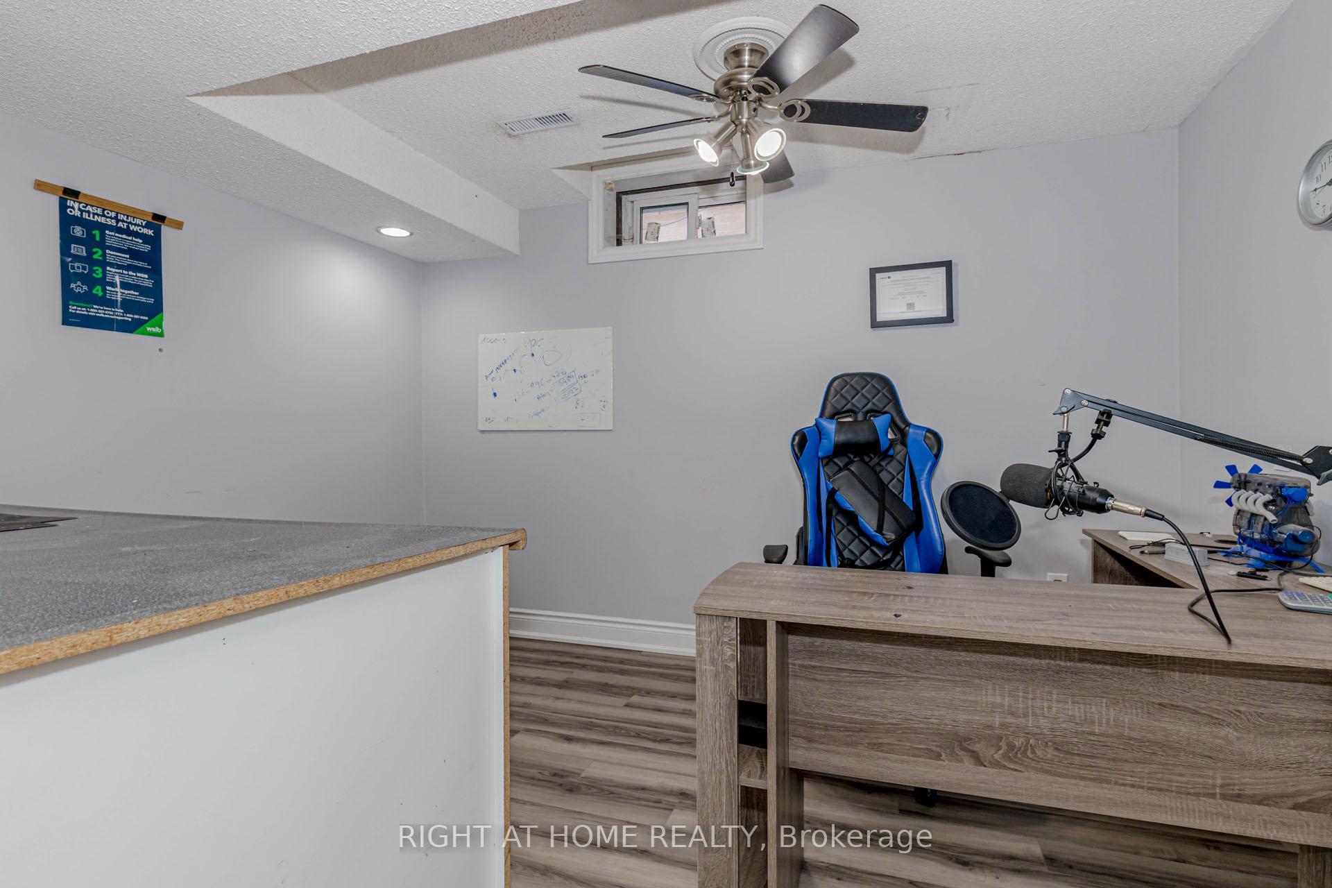 Photo 41 of 17 Garden Avenue, Brampton, Brampton West — HOMEH