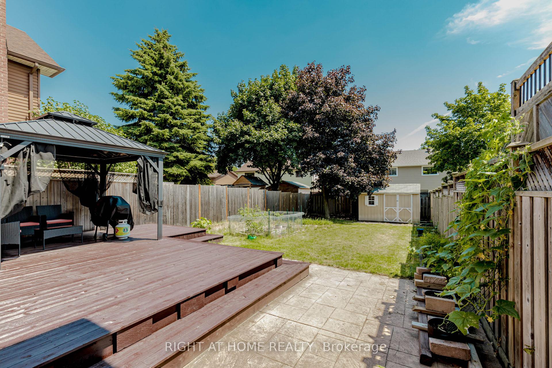 Photo 45 of 17 Garden Avenue, Brampton, Brampton West — HOMEH