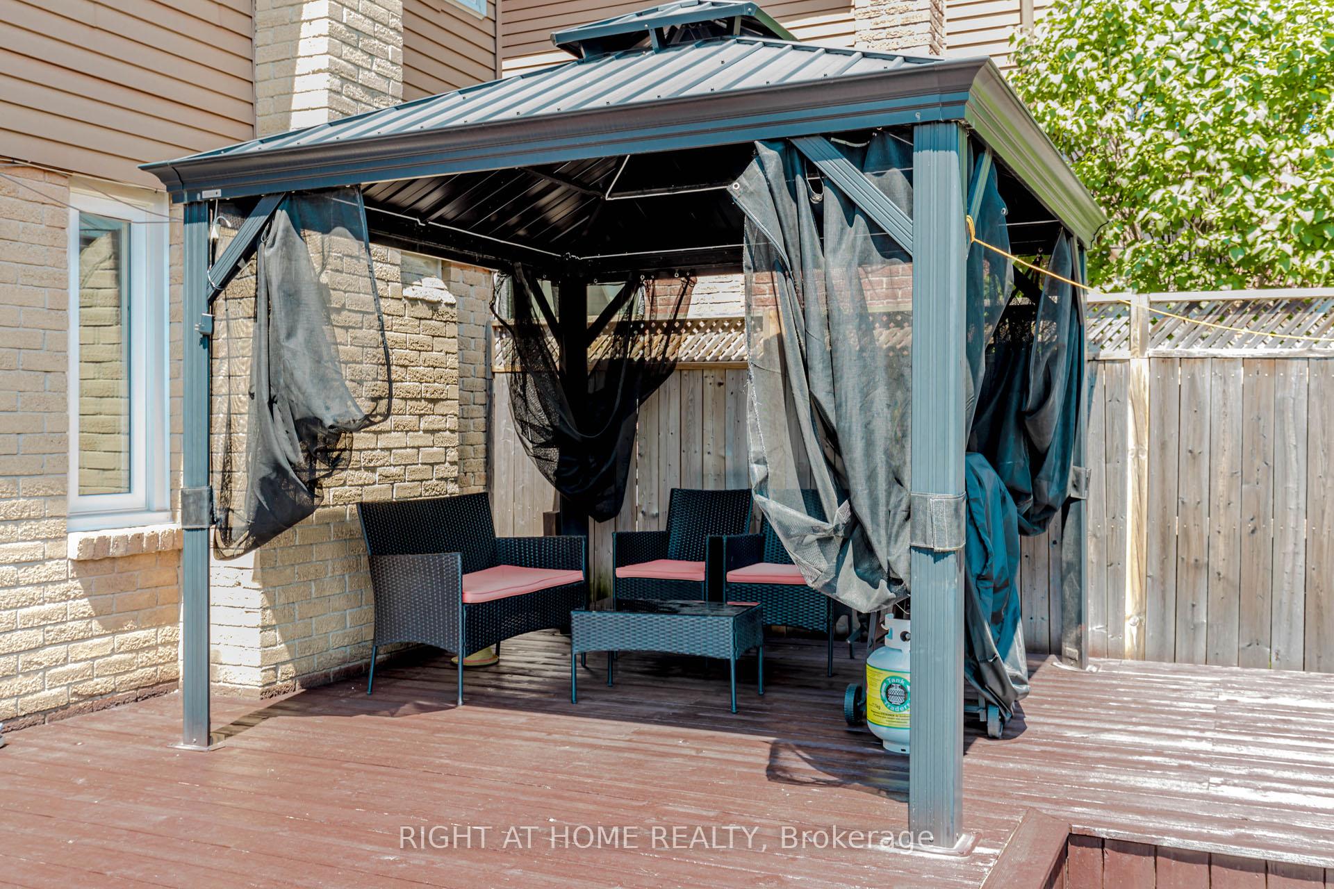 Photo 48 of 17 Garden Avenue, Brampton, Brampton West — HOMEH