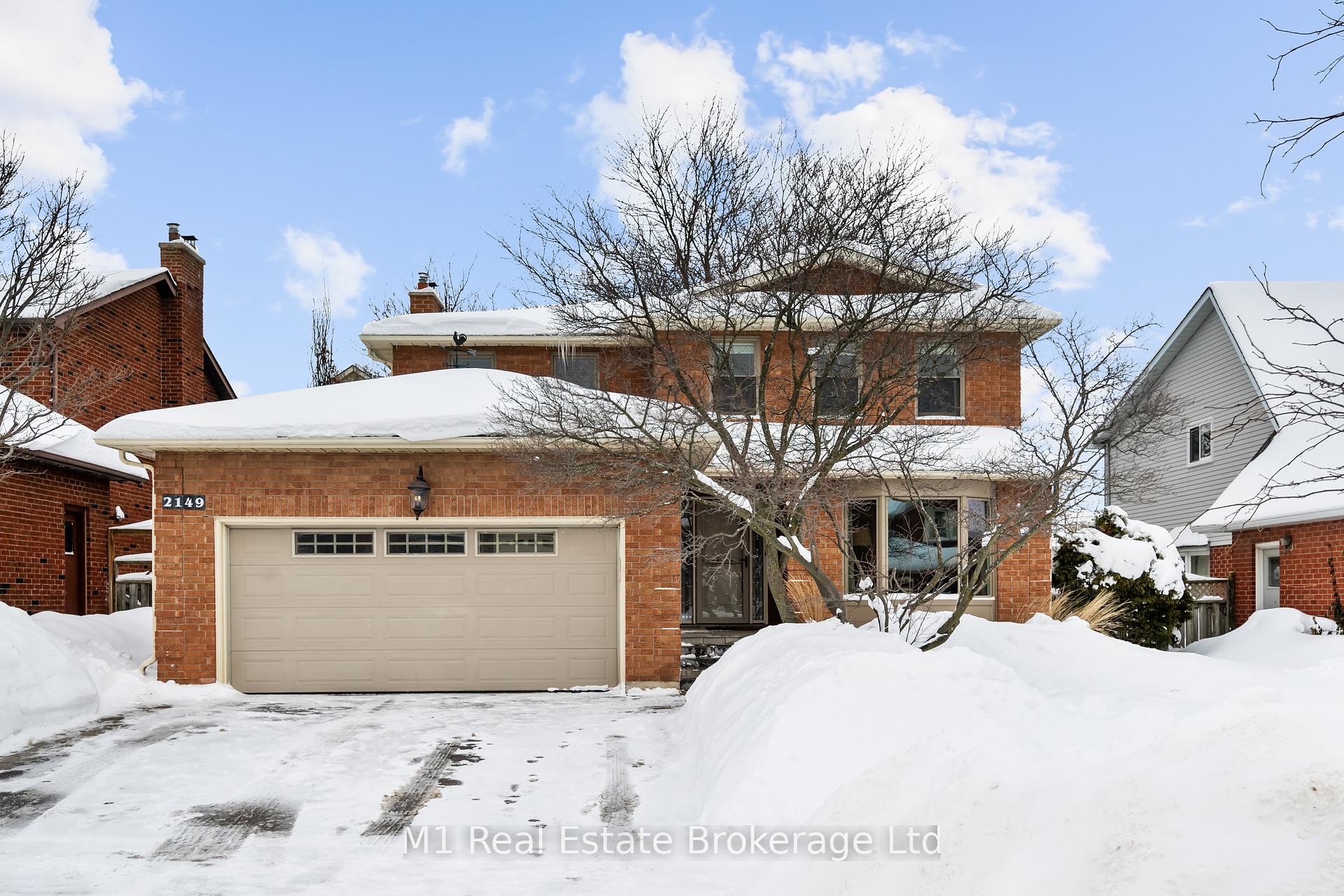 Photo 1 of 2149 Deerwood Drive, Burlington, Headon — HOMEH