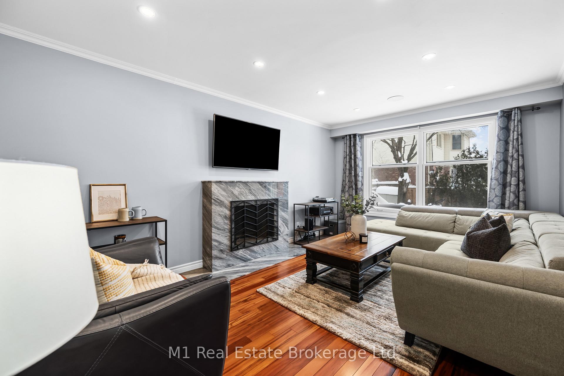 Photo 21 of 2149 Deerwood Drive, Burlington, Headon — HOMEH