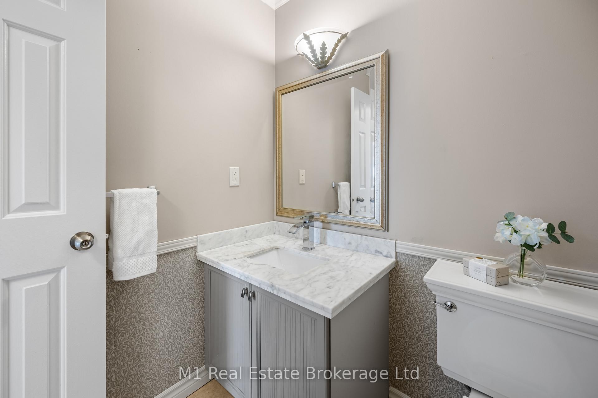 Photo 26 of 2149 Deerwood Drive, Burlington, Headon — HOMEH