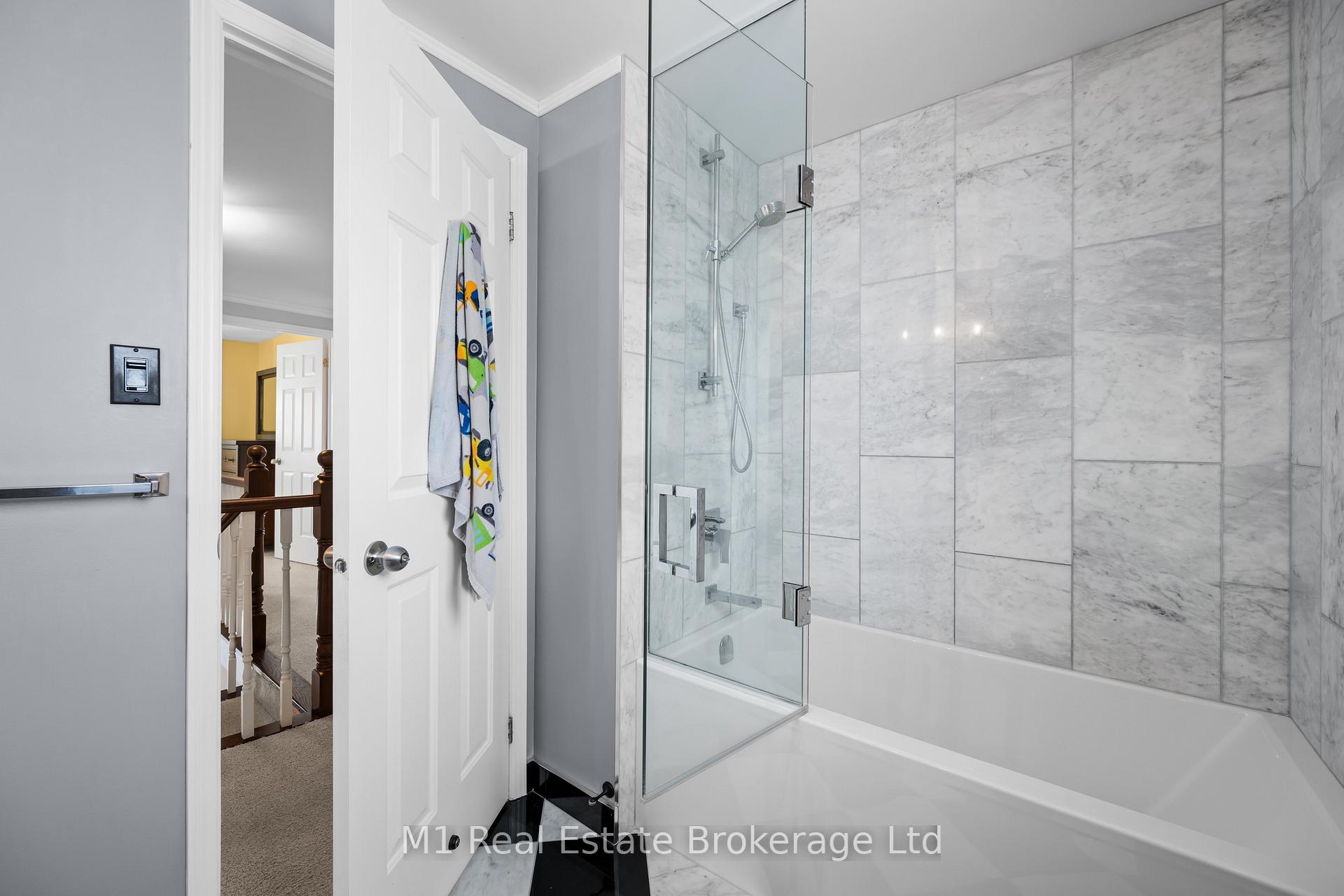 Photo 42 of 2149 Deerwood Drive, Burlington, Headon — HOMEH