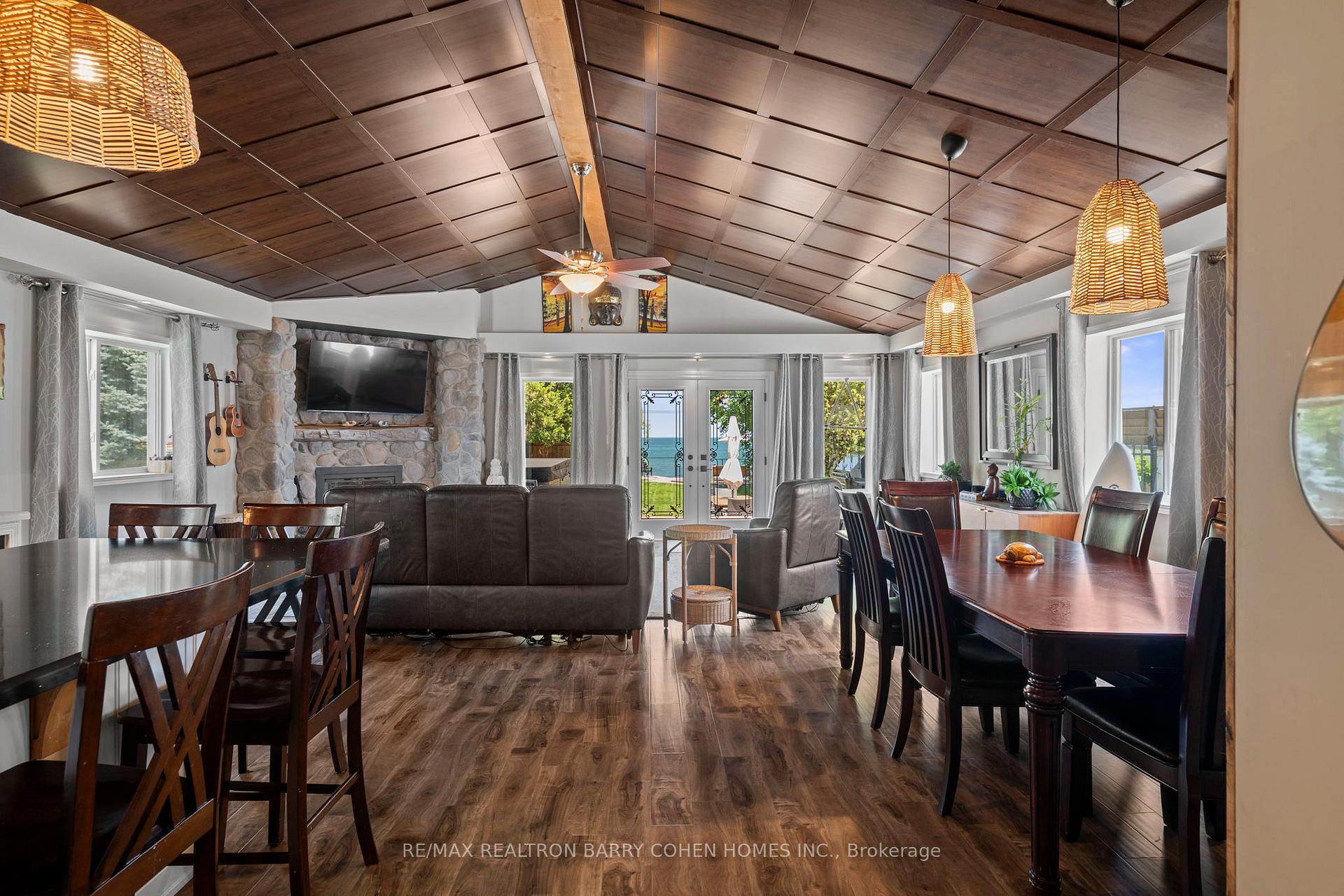Photo 15 of 16 Lakeshore Drive, Hamilton, Lakeshore — HOMEH