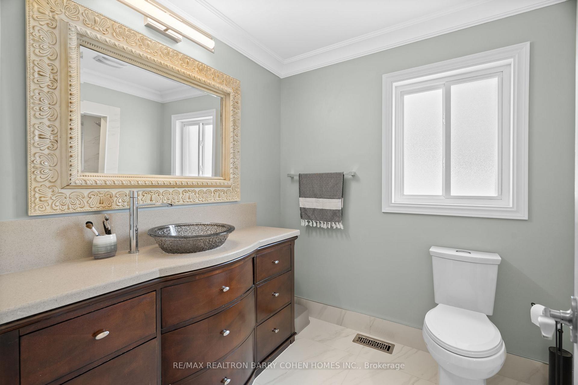 Photo 24 of 16 Lakeshore Drive, Hamilton, Lakeshore — HOMEH