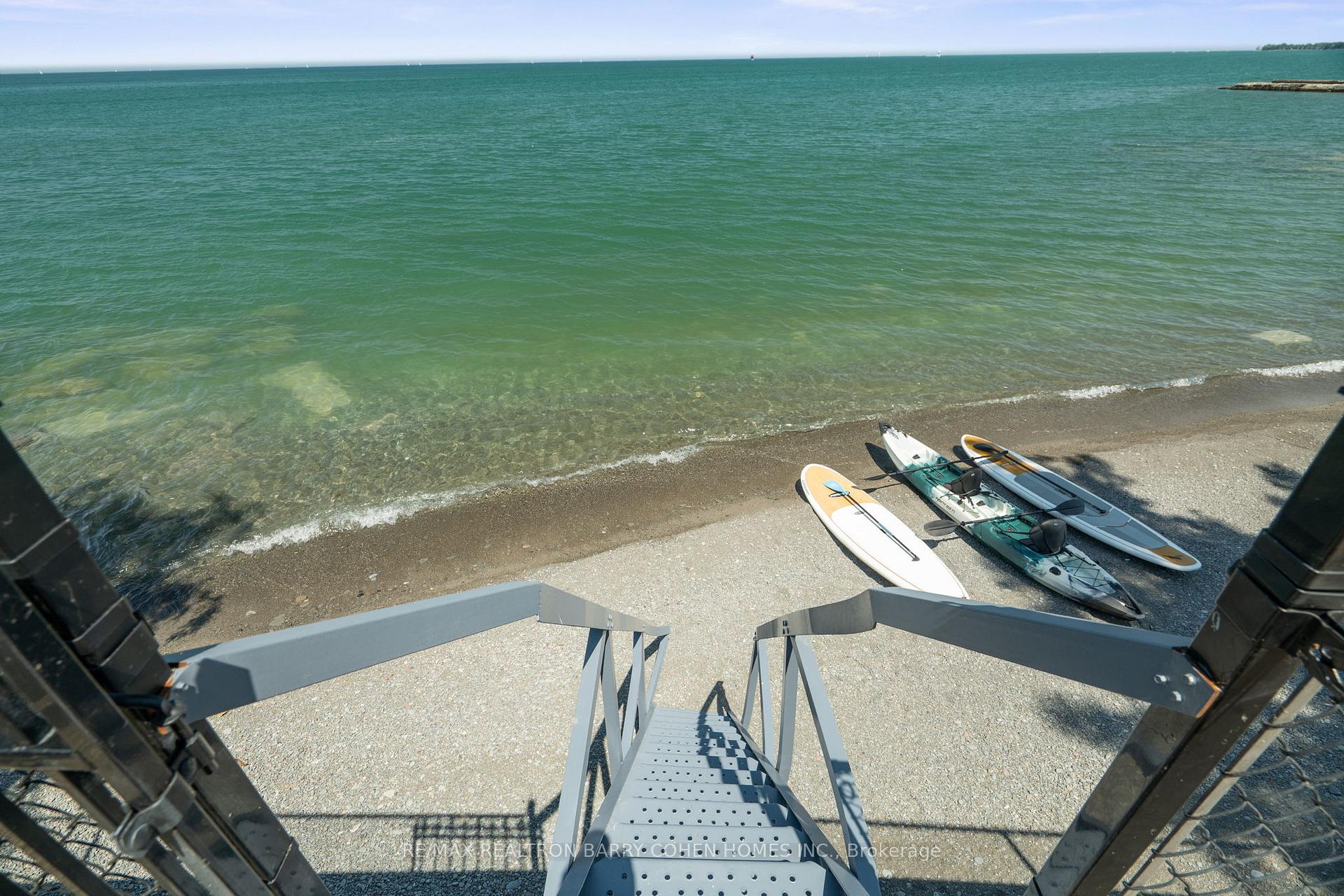 Photo 46 of 16 Lakeshore Drive, Hamilton, Lakeshore — HOMEH