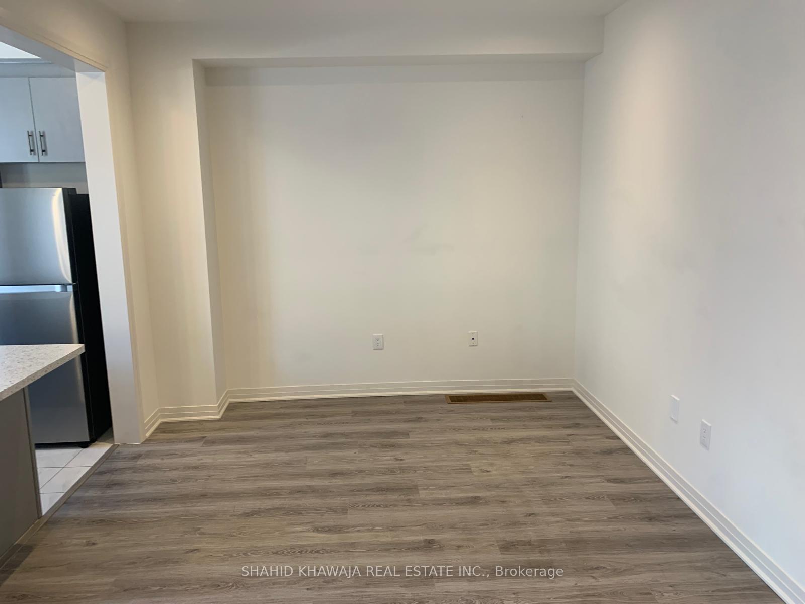 Photo 5 of 97 Shepherd Drive, Barrie, Rural Barrie Southeast — HOMEH