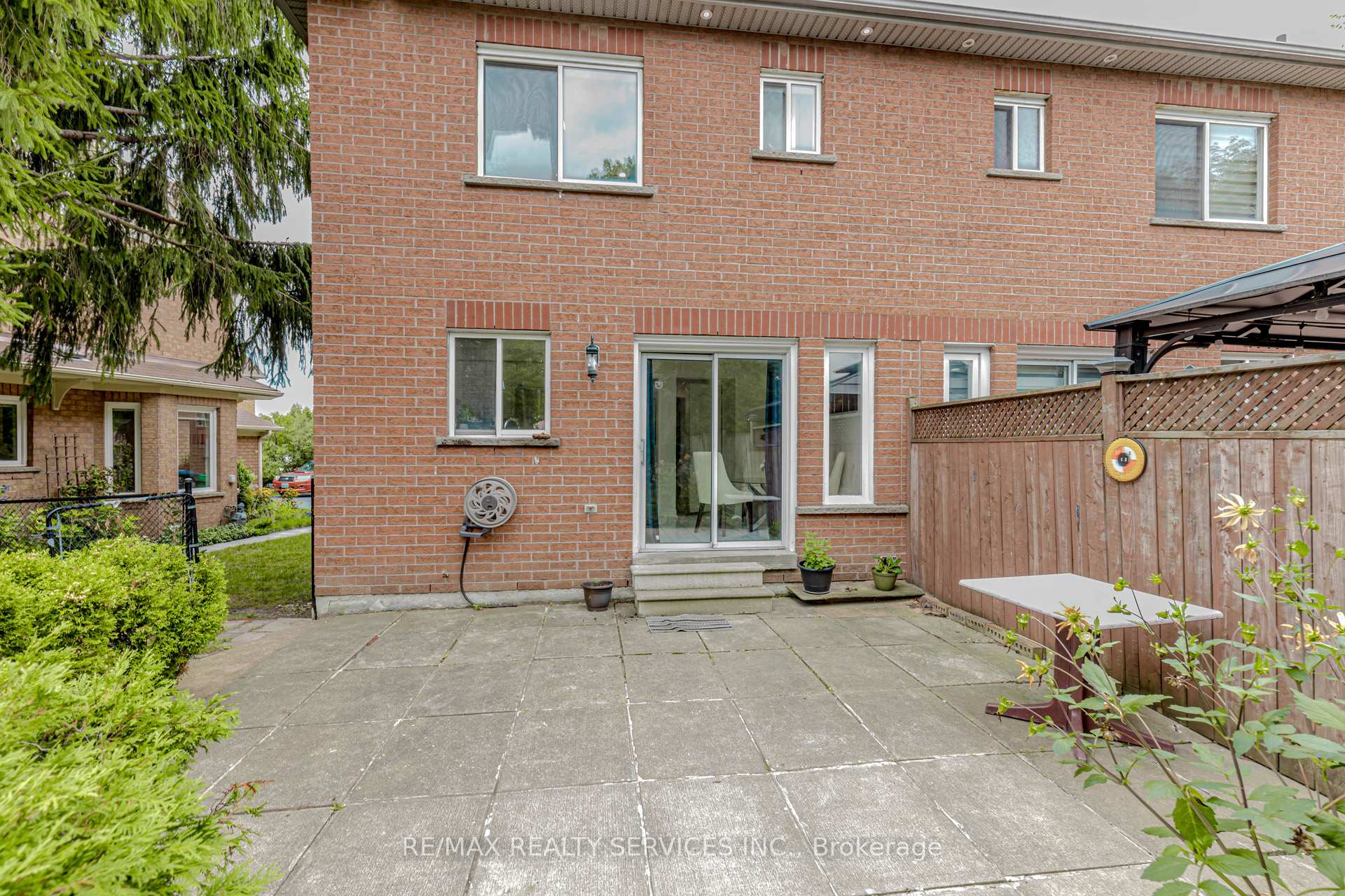 Photo 42 of 32 Pressed Brick Drive, Brampton, Brampton North — HOMEH