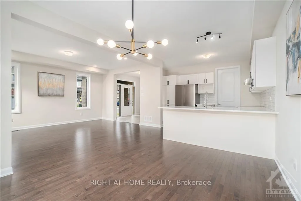 Photo 5 of 10 Fossa Terrace, Ottawa, Barrhaven - Half Moon Bay — HOMEH