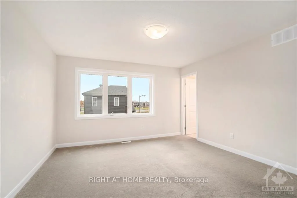 Photo 9 of 10 Fossa Terrace, Ottawa, Barrhaven - Half Moon Bay — HOMEH