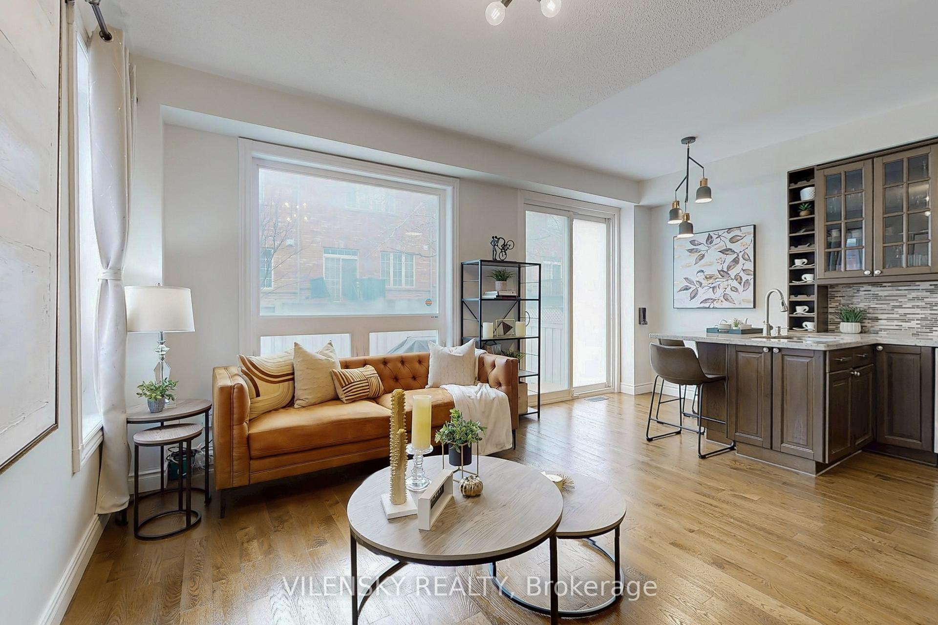Photo 4 of 46 Gauguin Avenue, Vaughan, Patterson — HOMEH