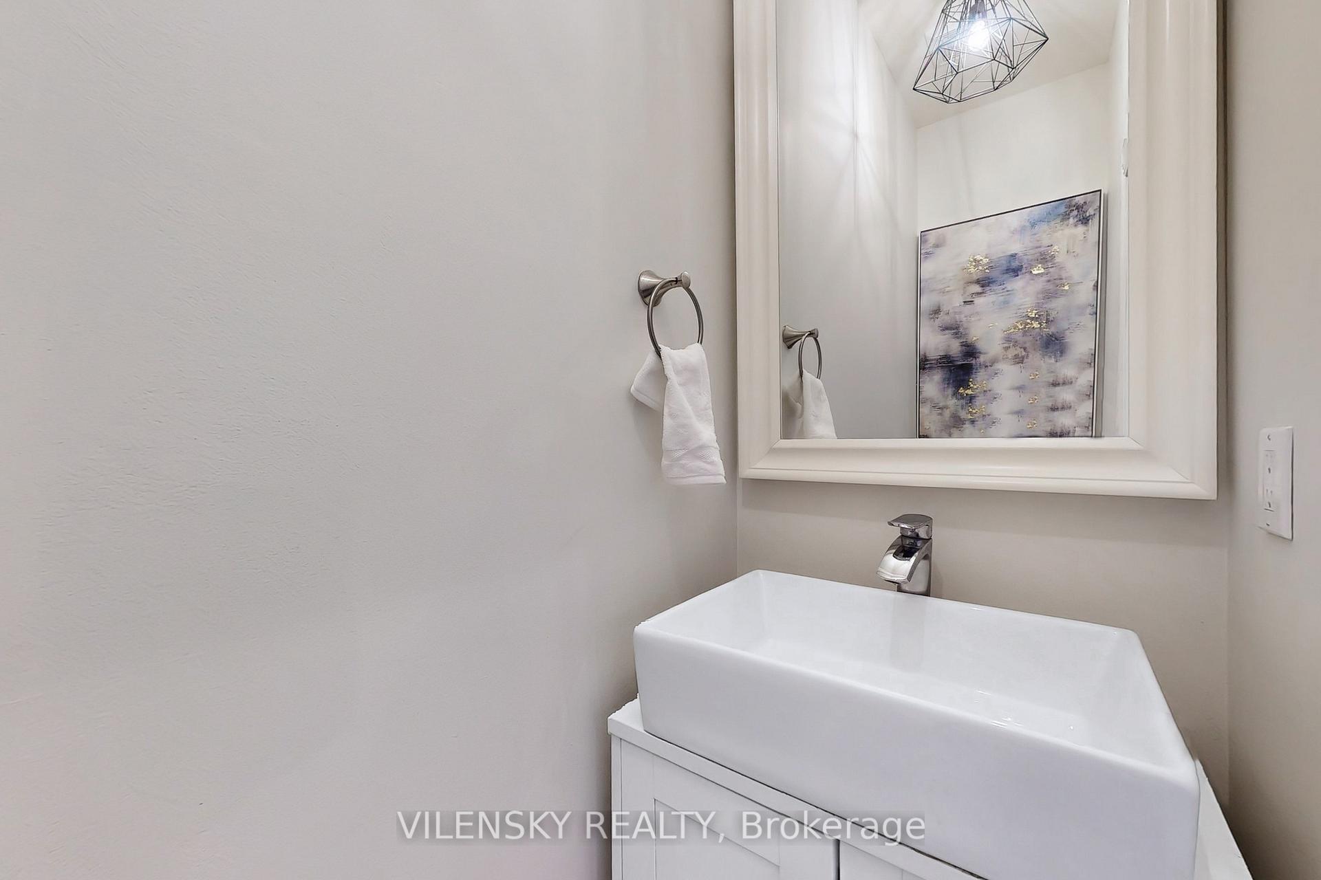 Photo 13 of 46 Gauguin Avenue, Vaughan, Patterson — HOMEH