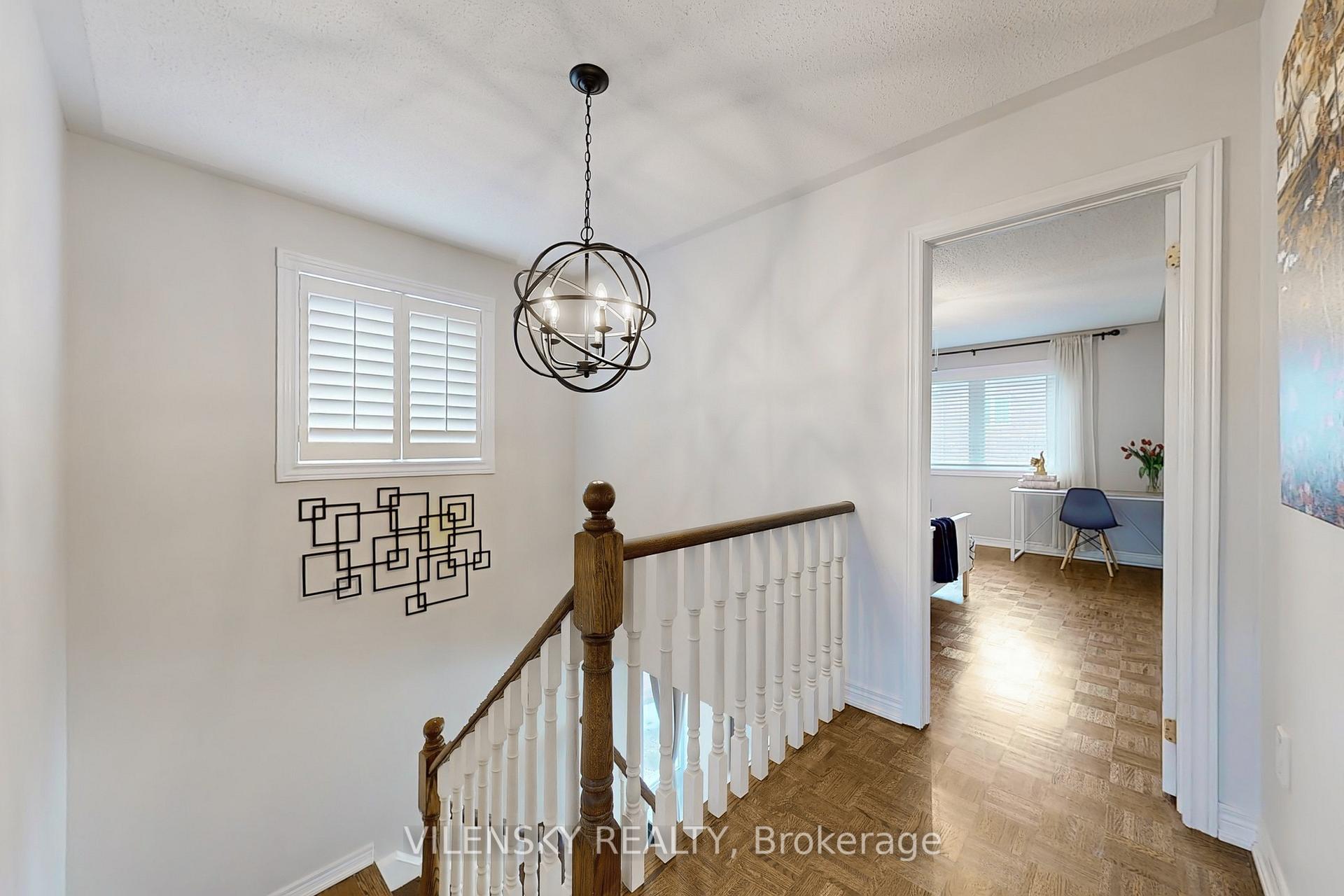 Photo 16 of 46 Gauguin Avenue, Vaughan, Patterson — HOMEH