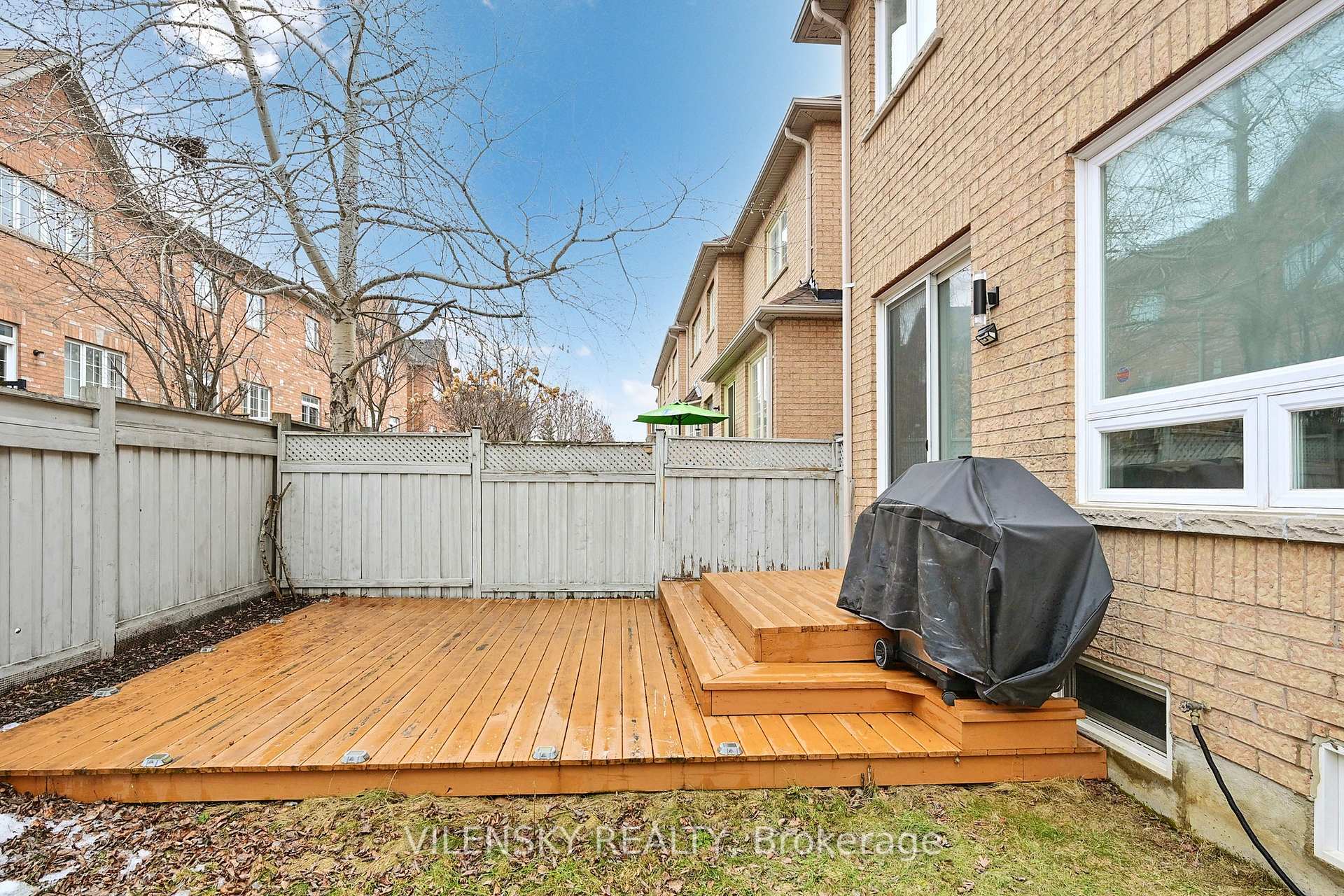 Photo 32 of 46 Gauguin Avenue, Vaughan, Patterson — HOMEH