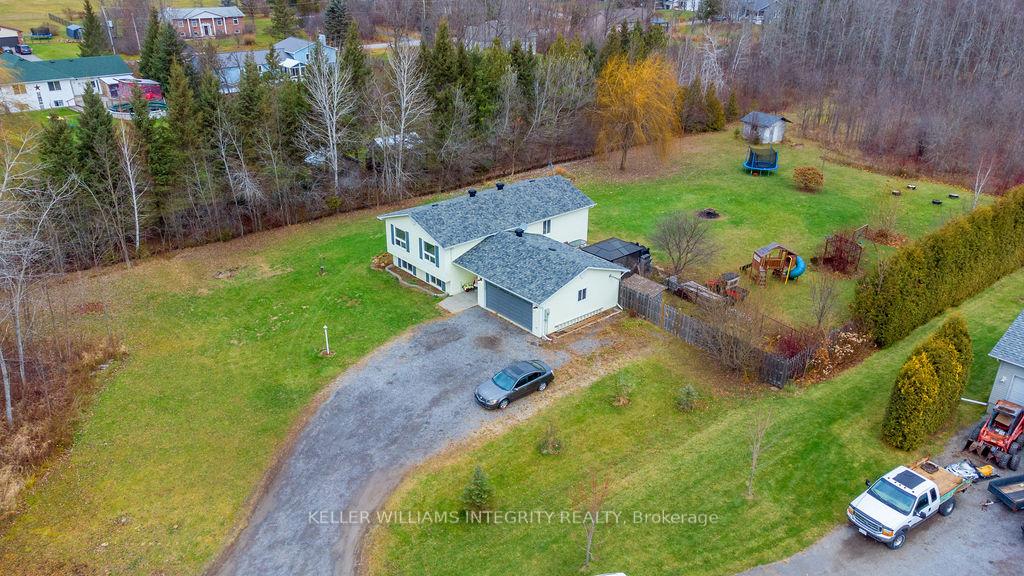 Photo 3 of 2532 Cemetery Side Road, Beckwith, Beckwith Twp — HOMEH